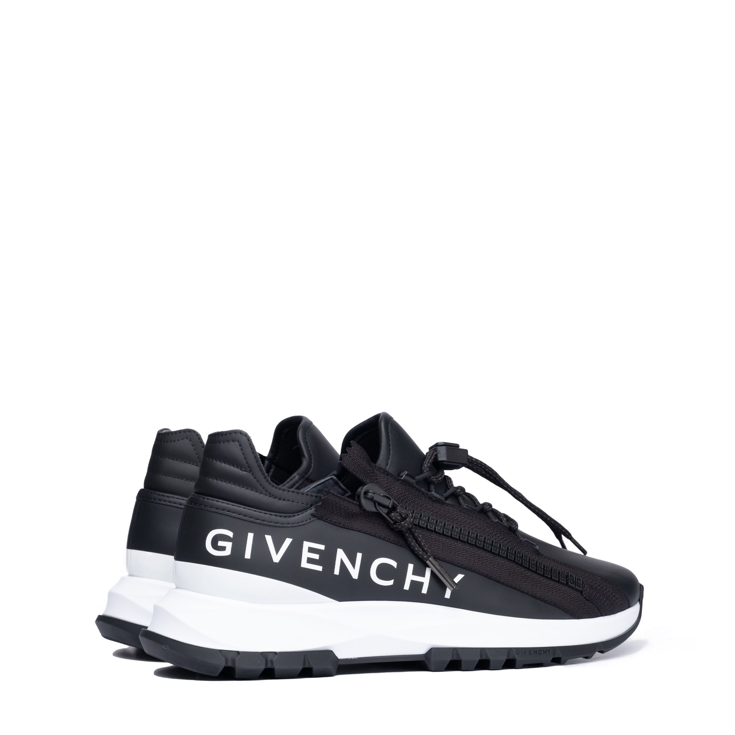 Кроссовки Givenchy Spectre  черно-белые