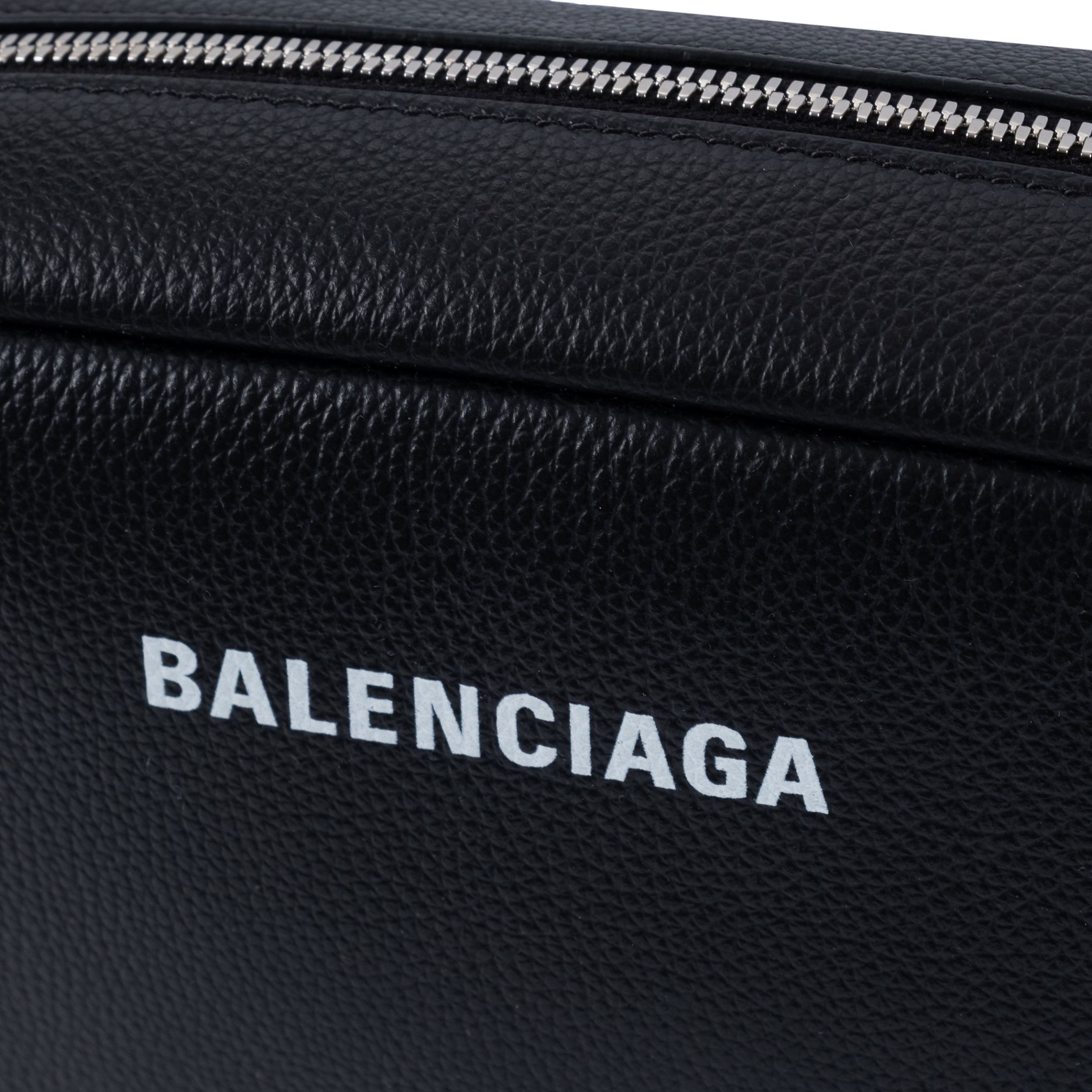 Сумка Balenciaga Everyday Medium черная