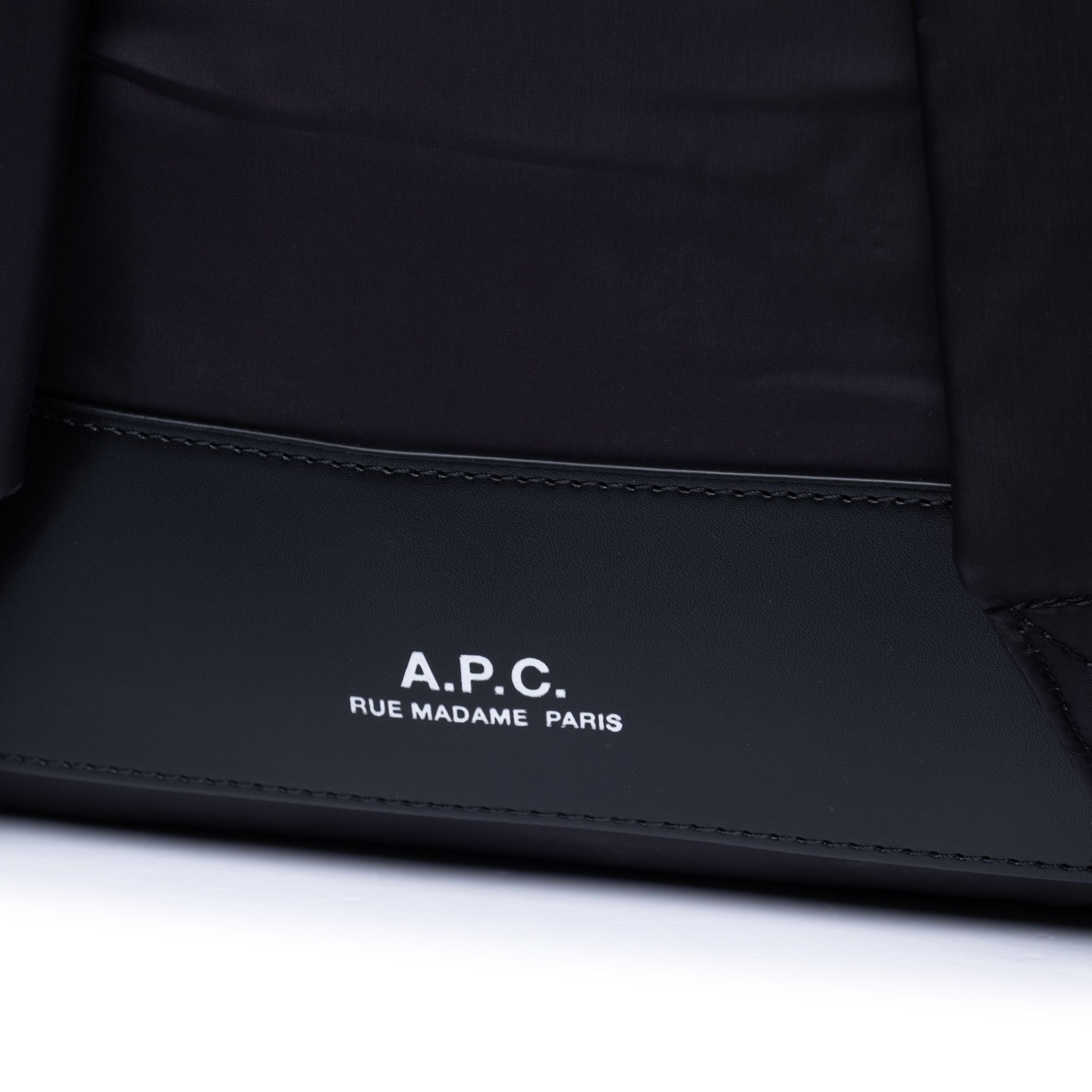 Рюкзак A.P.C. черный