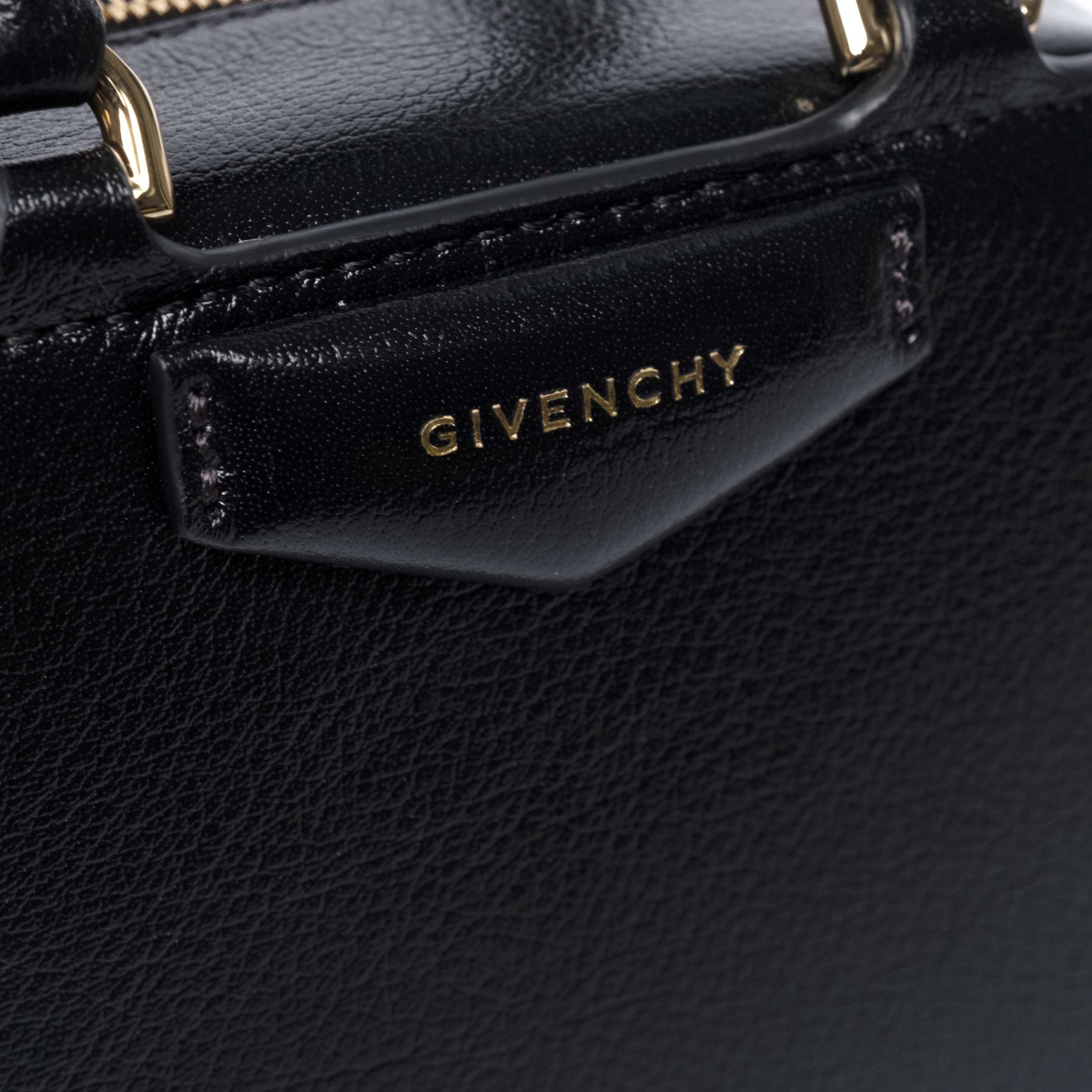 Сумка Givenchy Antigona Cube чорна