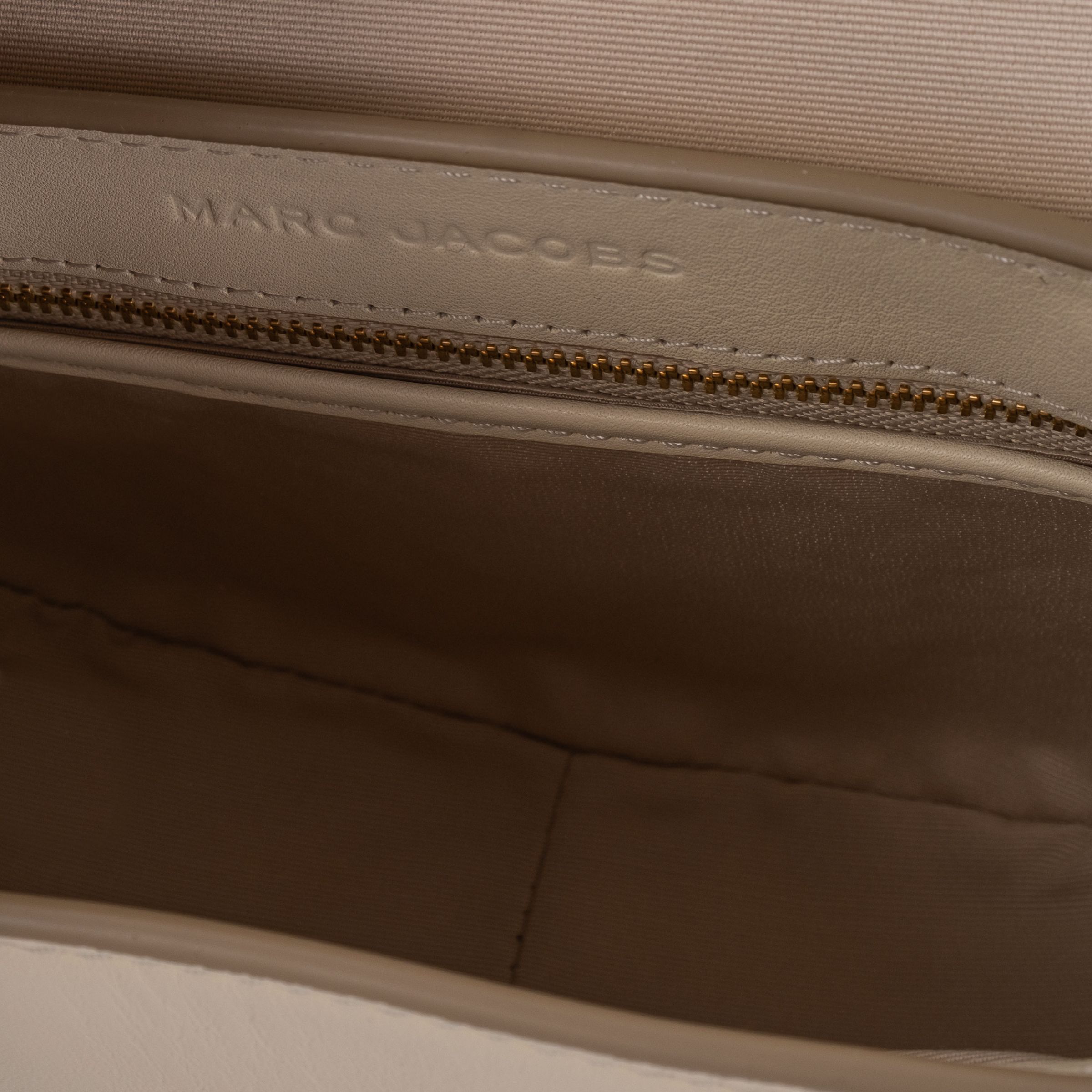 Сумка Marc Jacobs J Marc Small Saddle белая