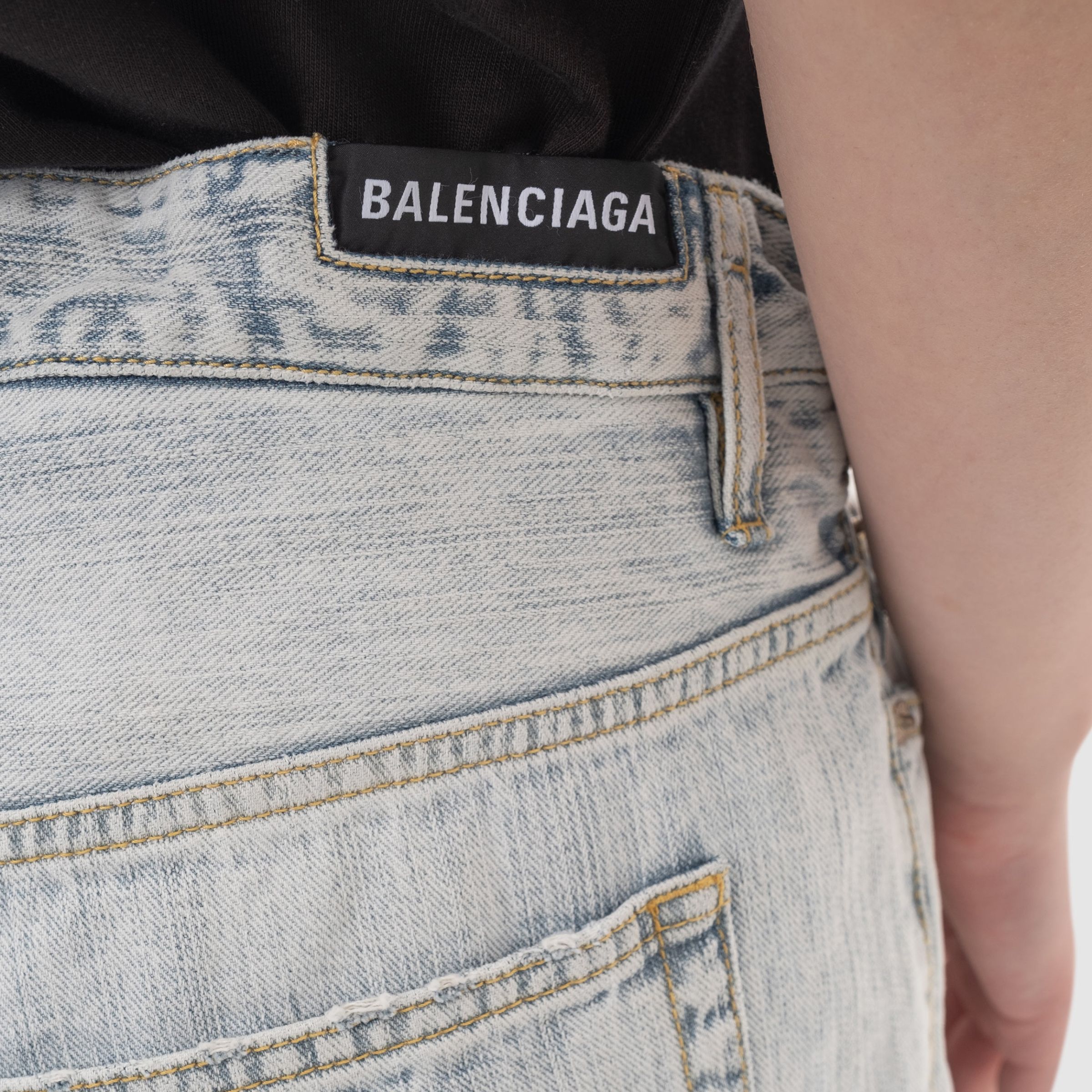 Джинсы Balenciaga светло-голубые