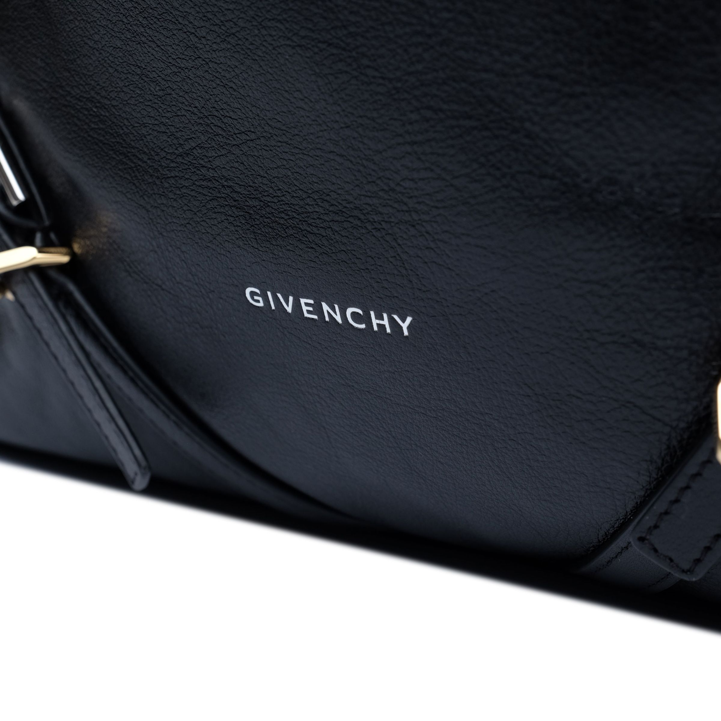 Сумка Givenchy Medium Voyou черная