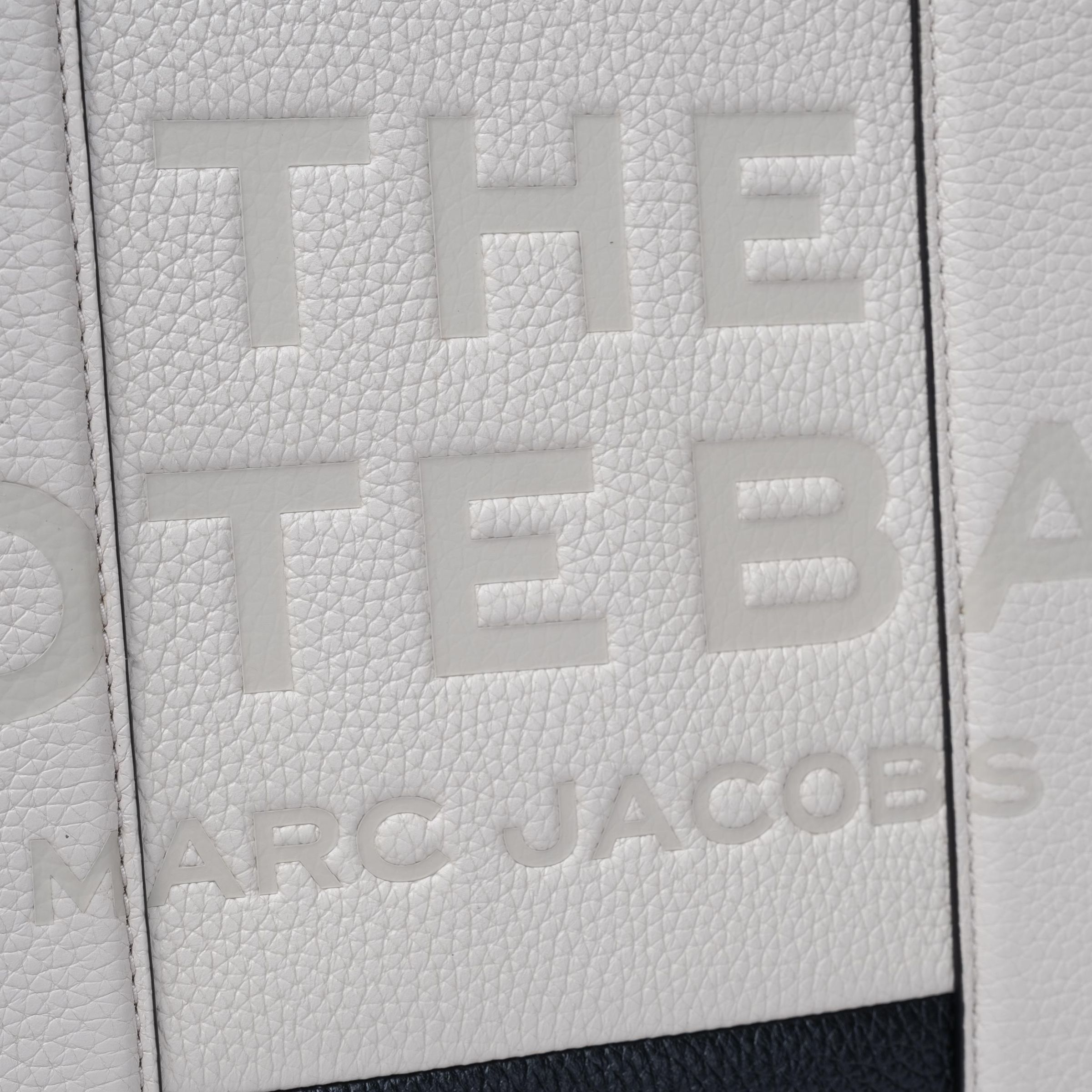 Сумка Marc Jacobs Colorblock Medium Tote біло-чорна