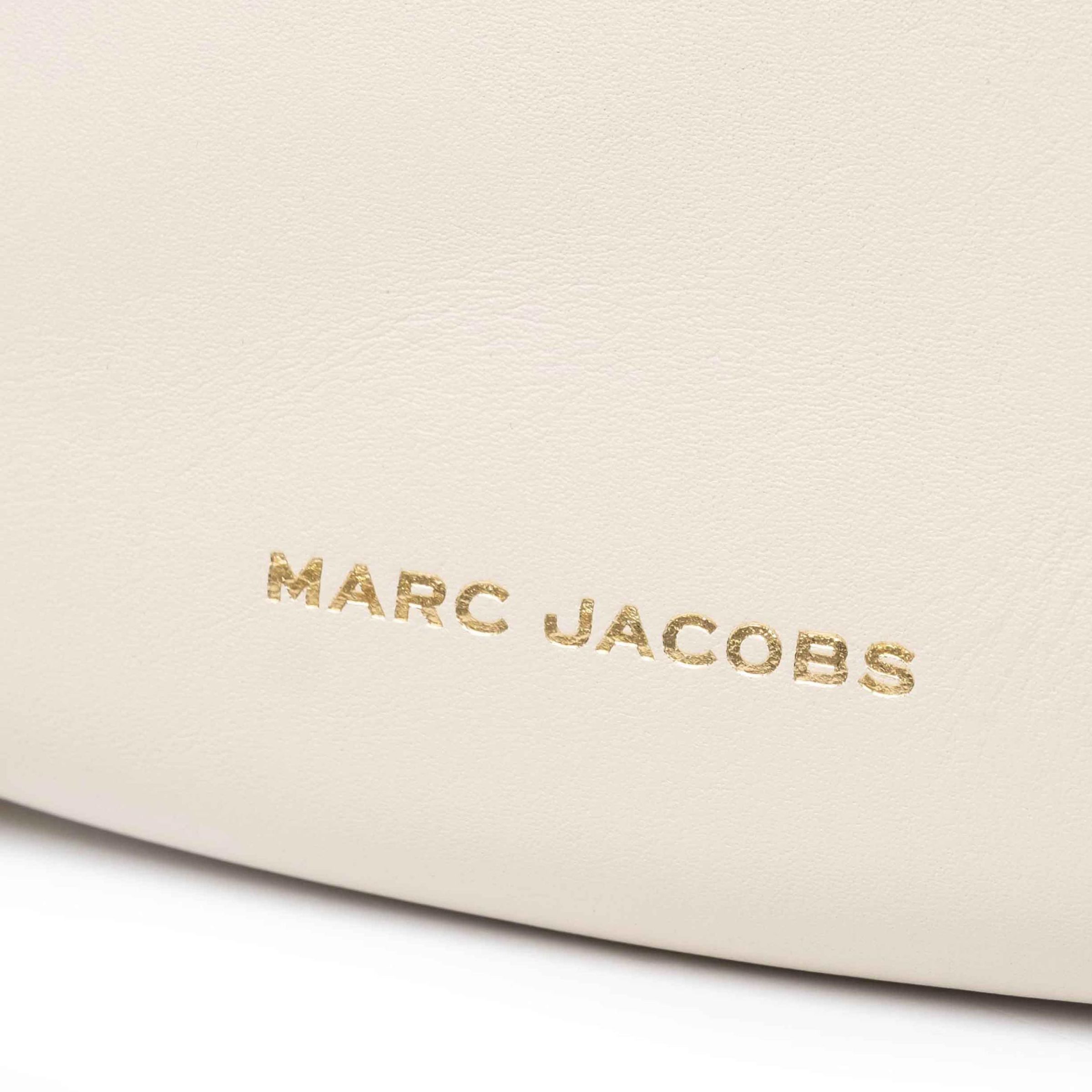 Сумка Marc Jacobs The Curve молочная