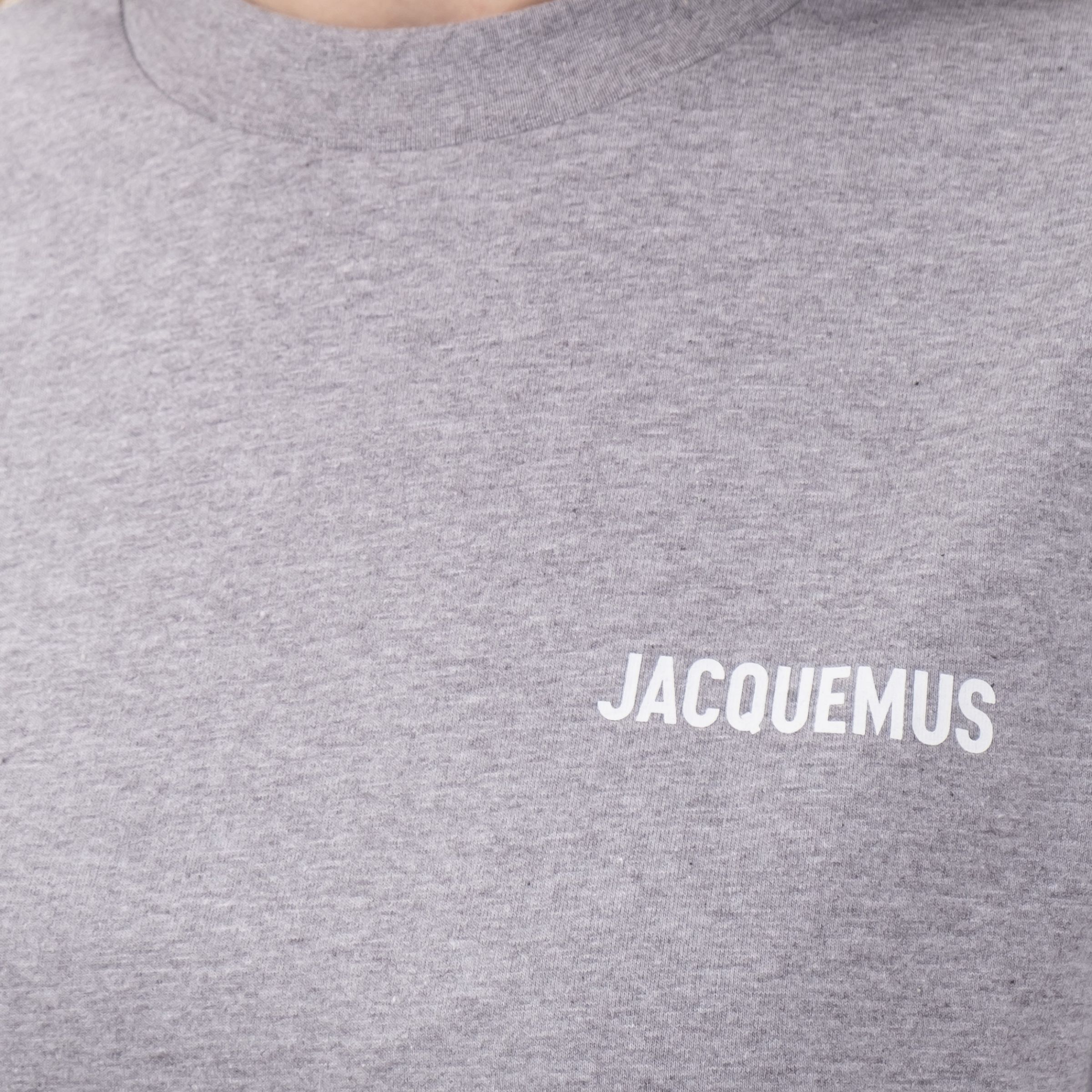 Футболка Jacquemus серая