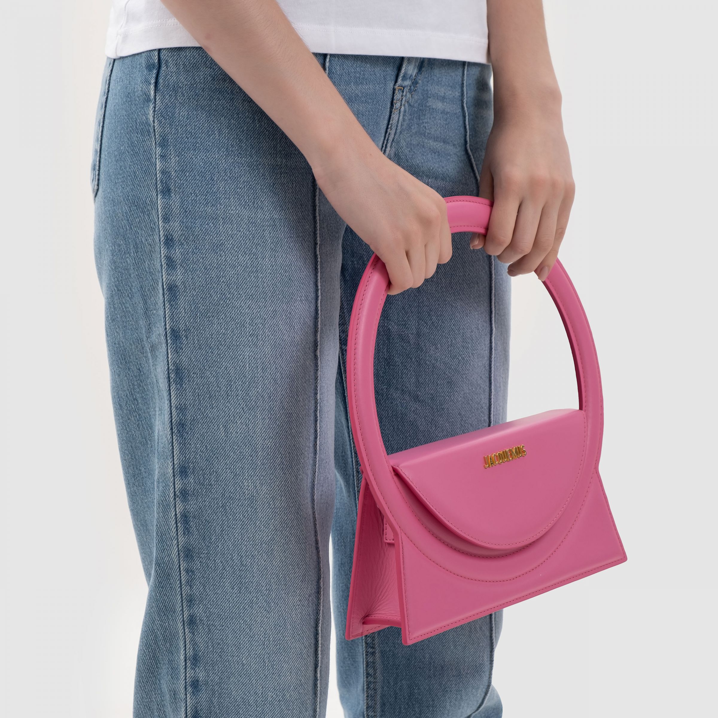 Сумка Jacquemus Le sac Rond розовая