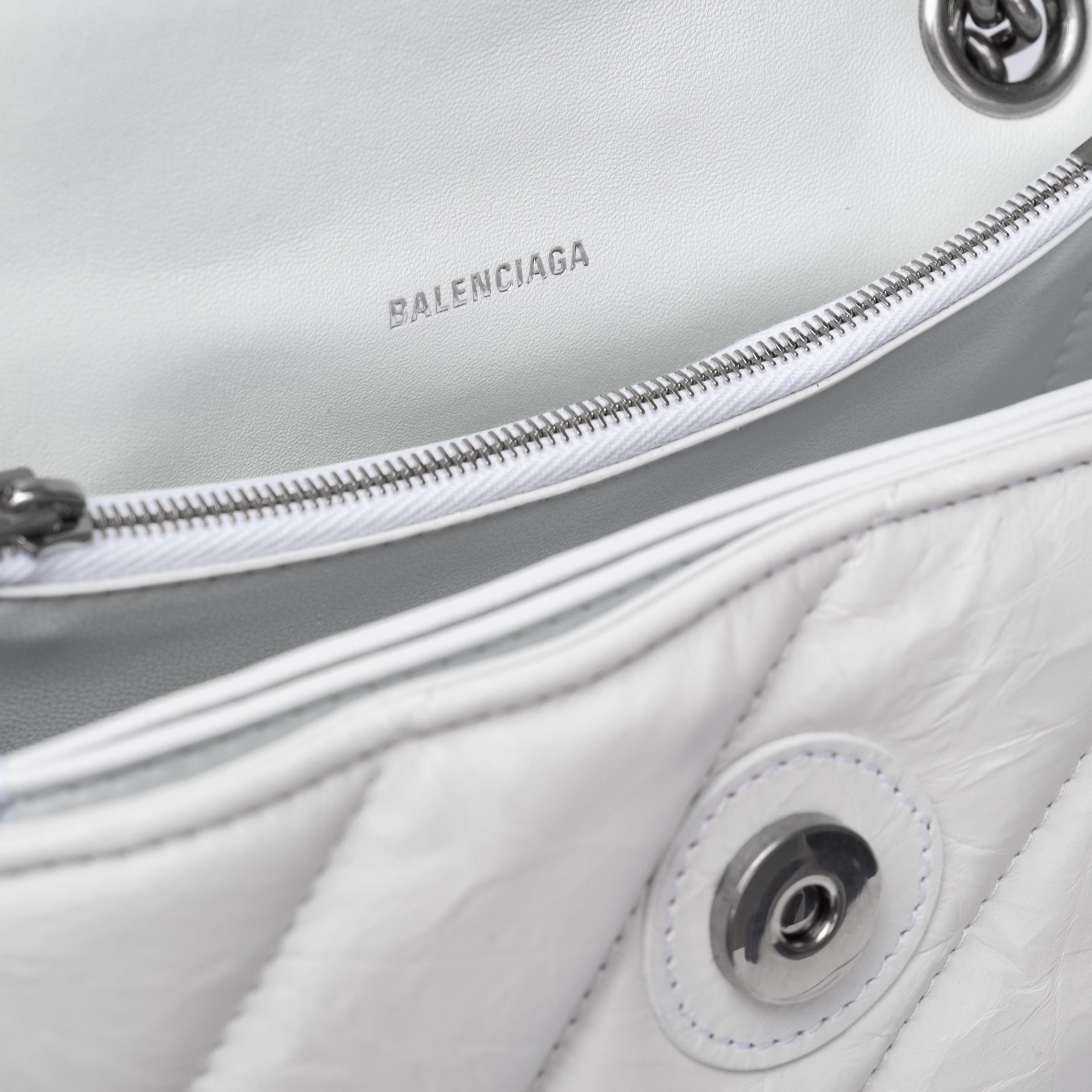 Сумка Balenciaga Crush белая