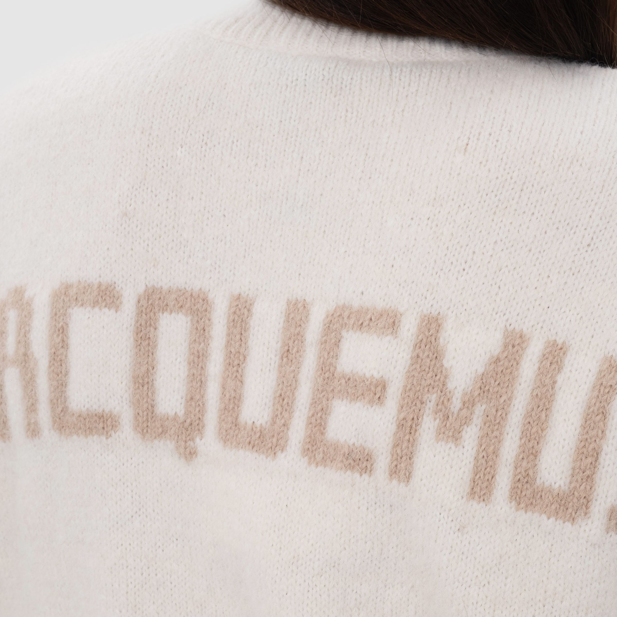 Светр Jacquemus молочний