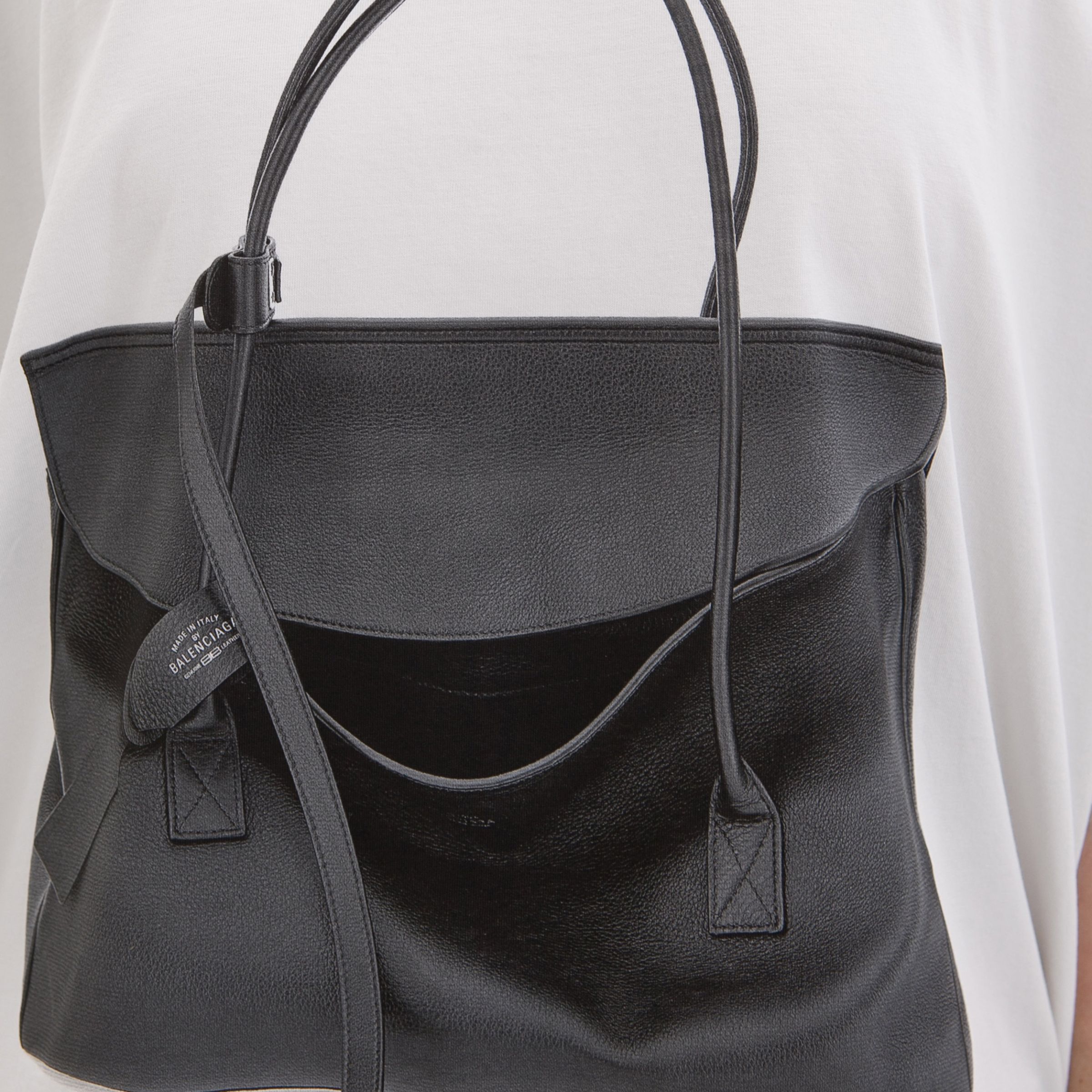 Футболка Balenciaga белая