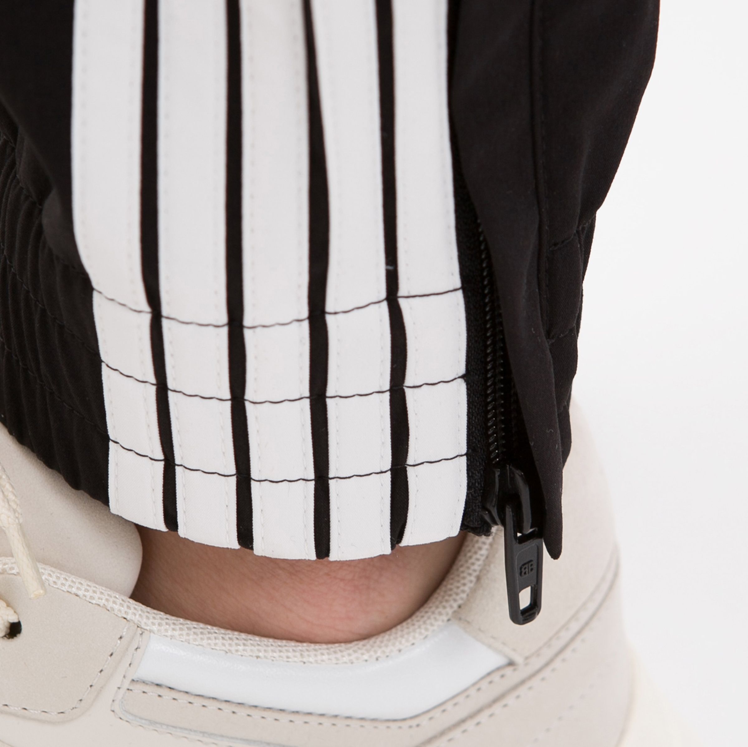 Брюки Balenciaga чёрные