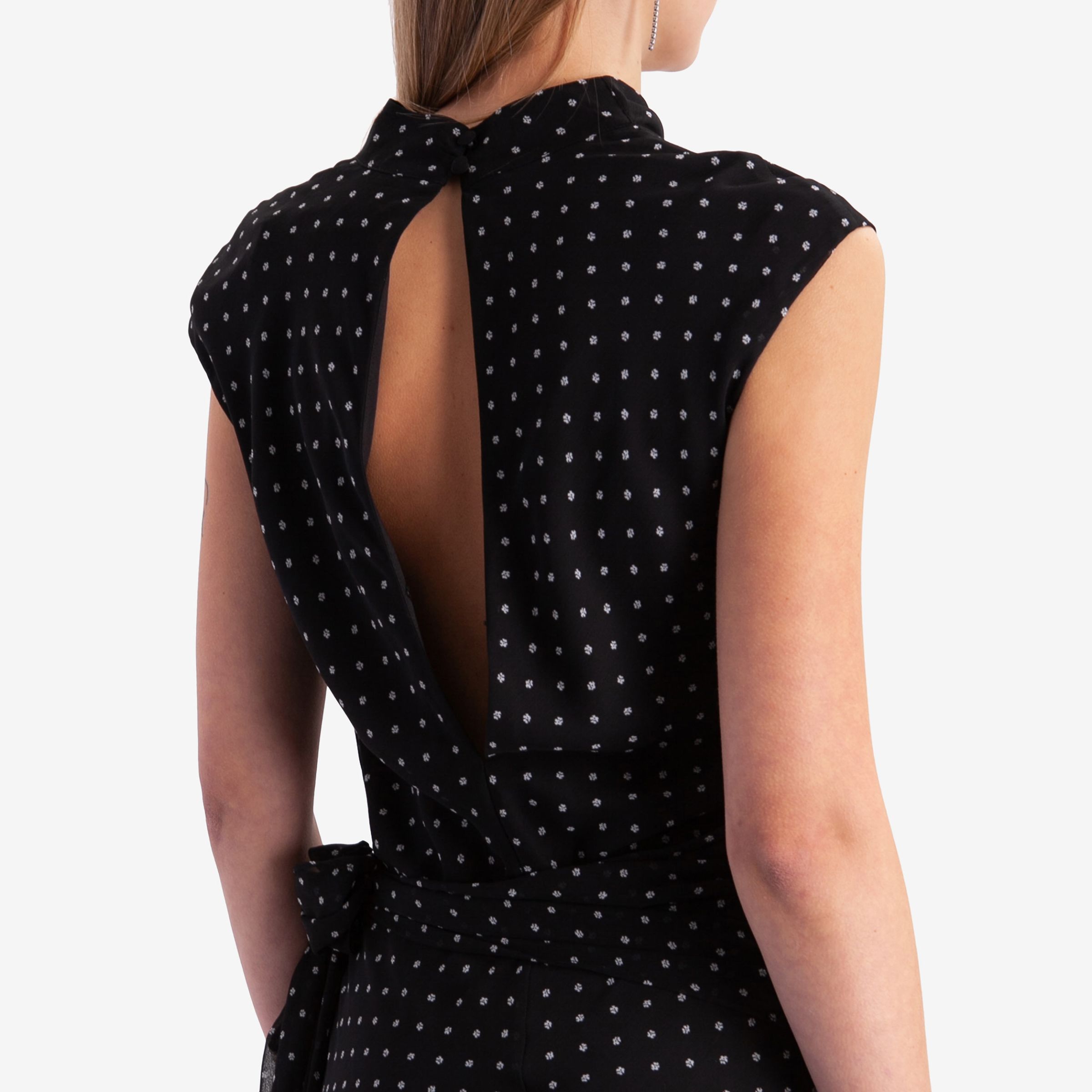 Сукня жіноча