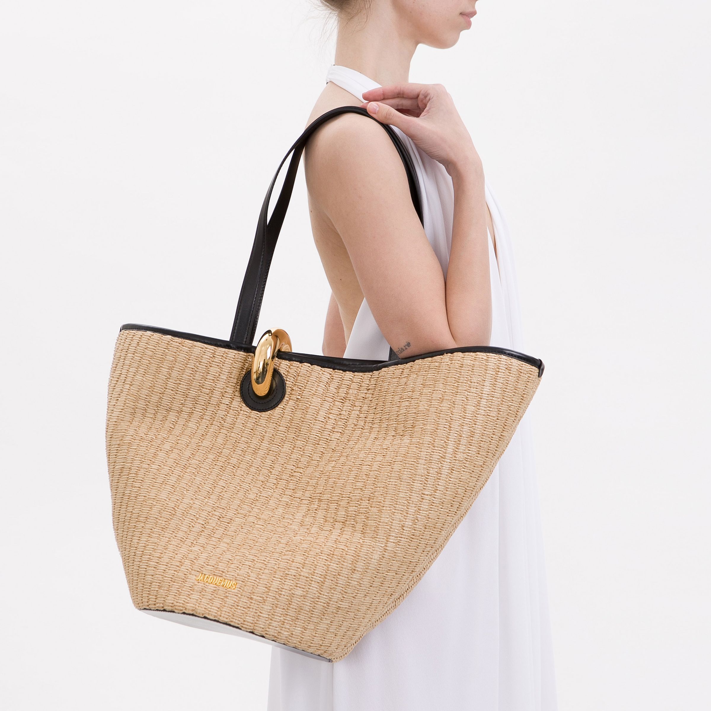 Сумка Jacquemus The Bambola бежевая