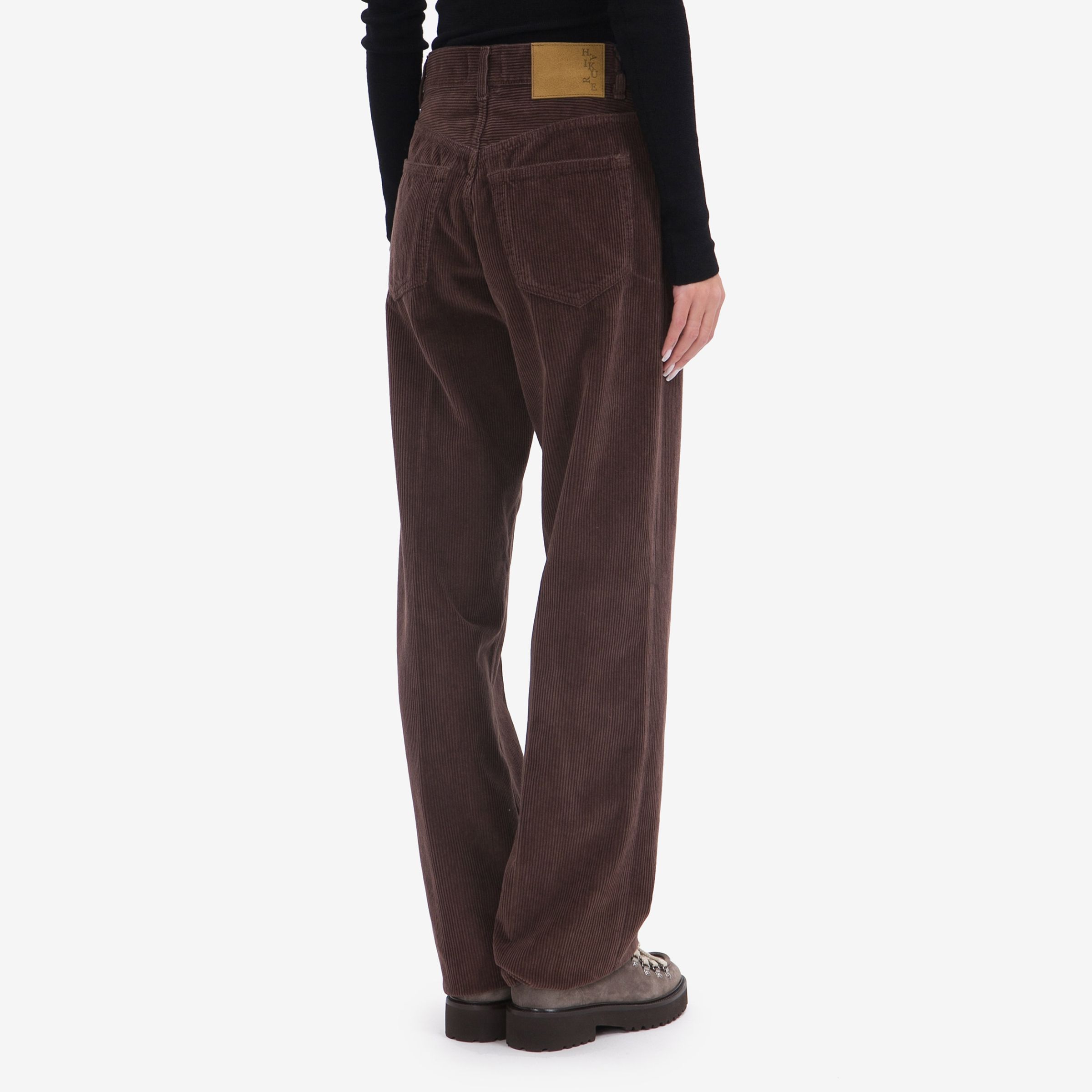 Джинсы женские 