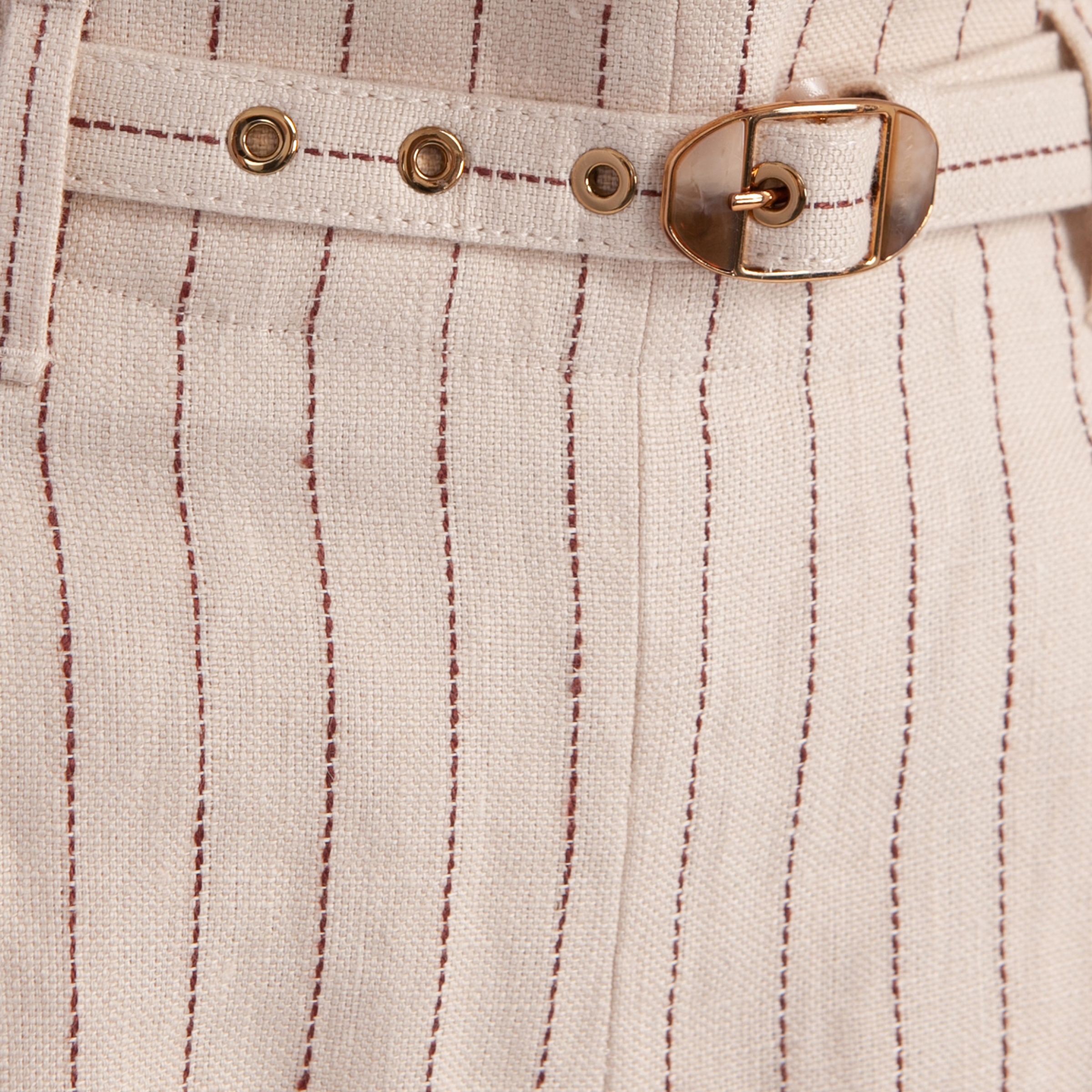 Шорты женские