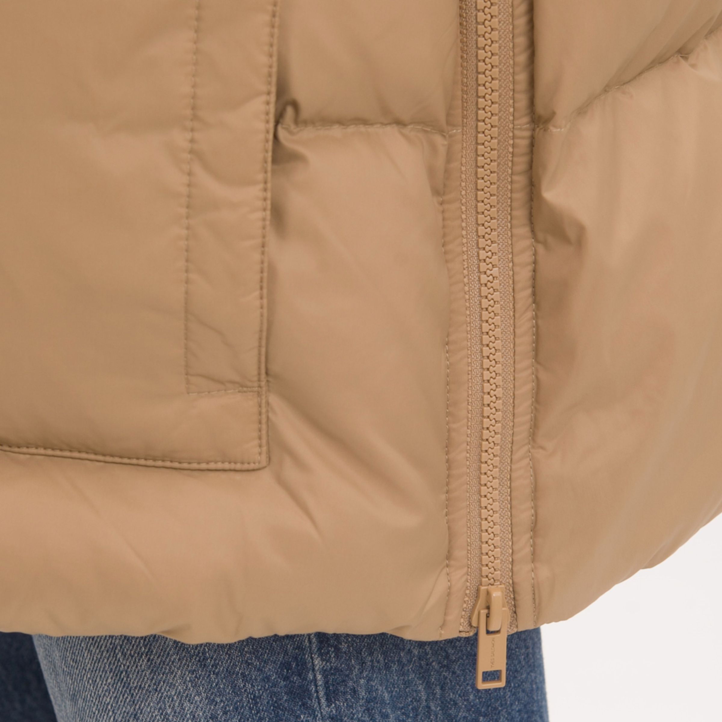 Пуховик женский