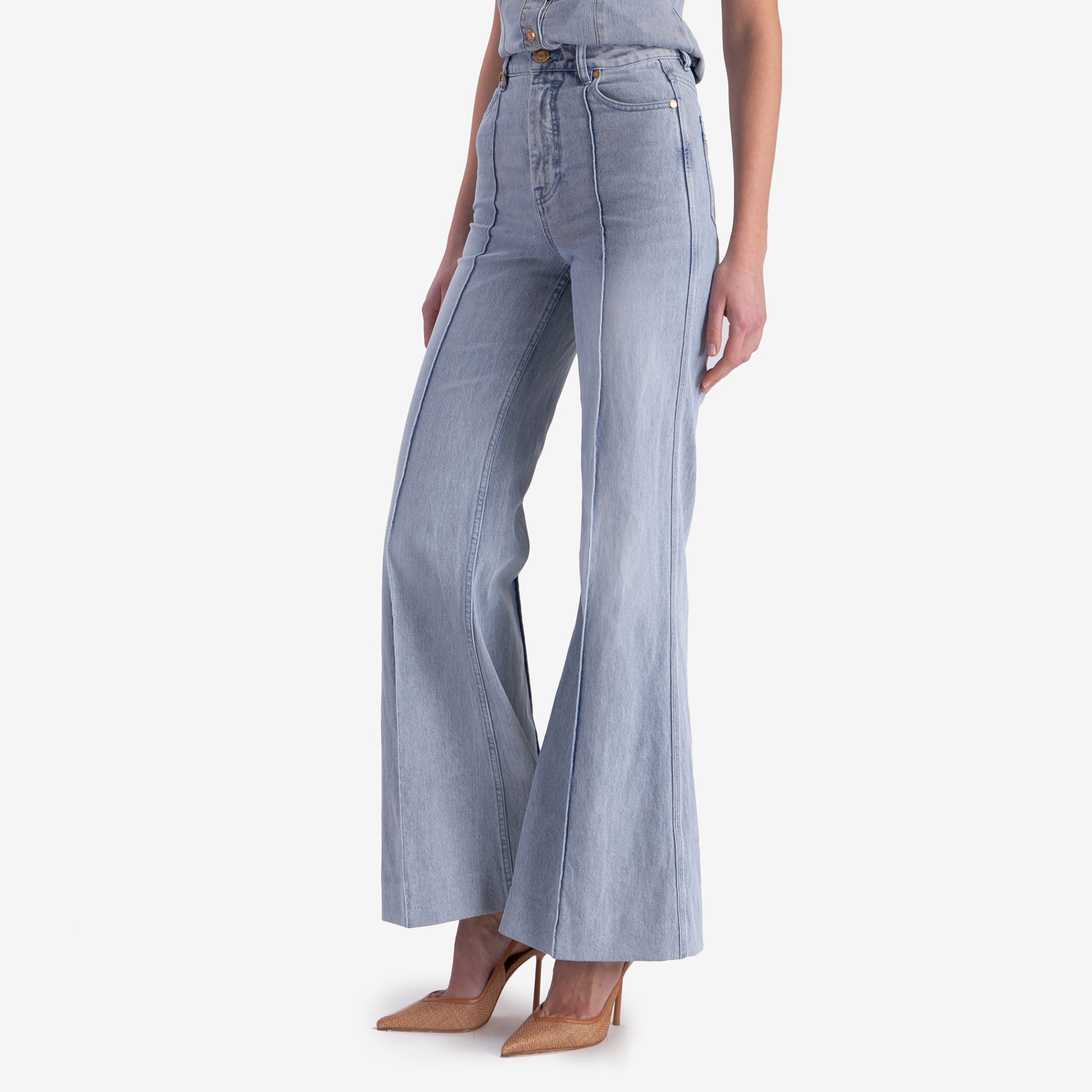 Джинсы женские 