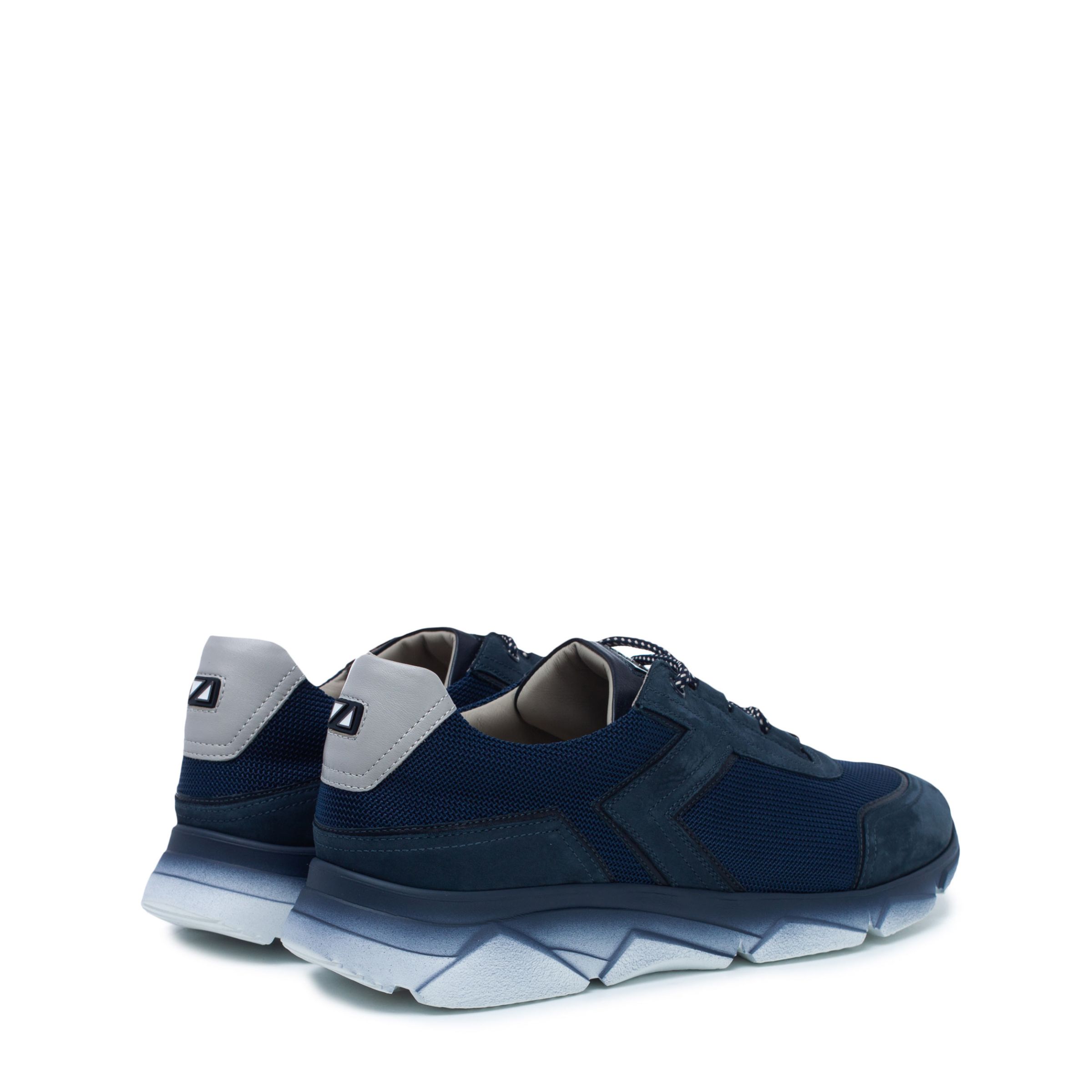 Кроссовки мужские