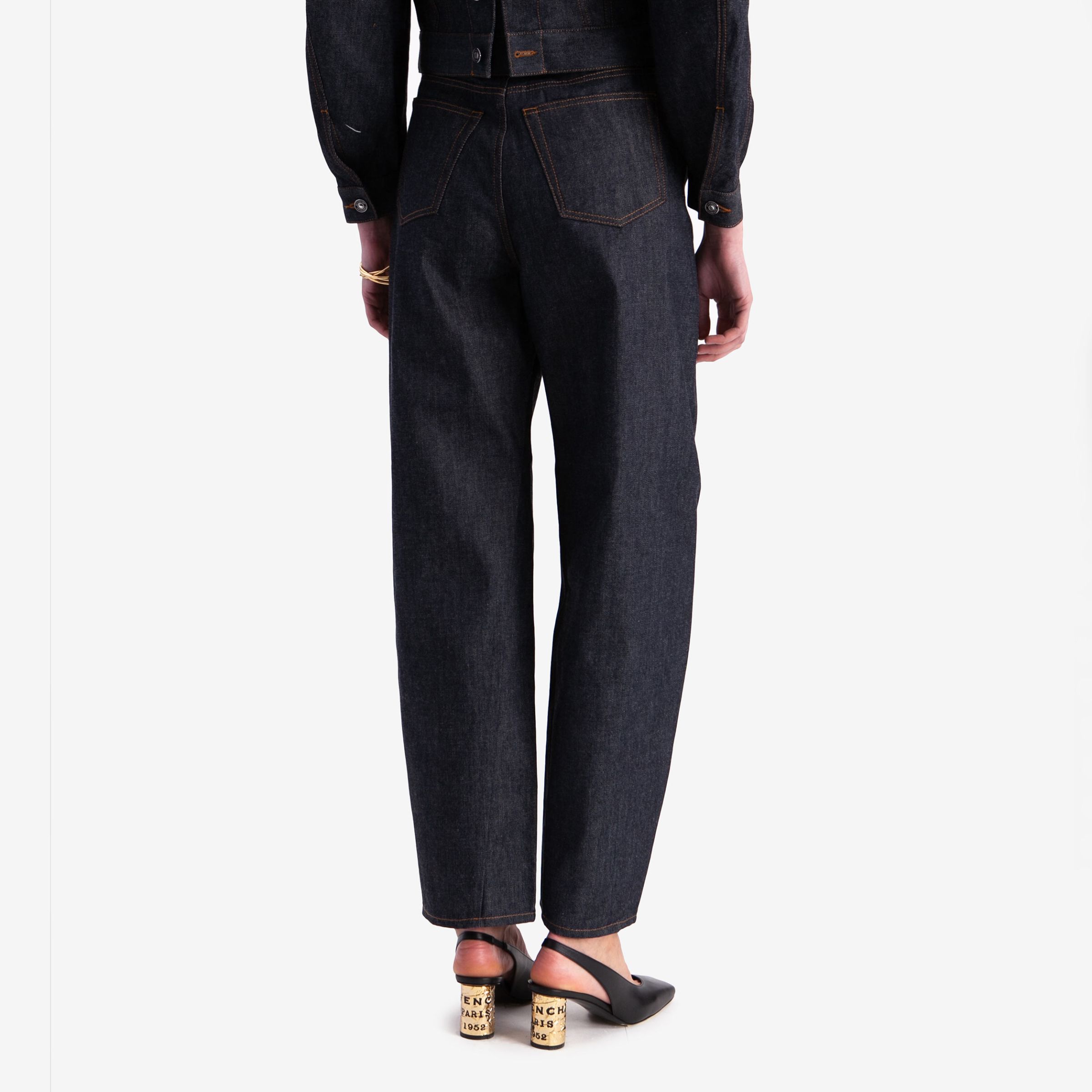 Джинсы женские 