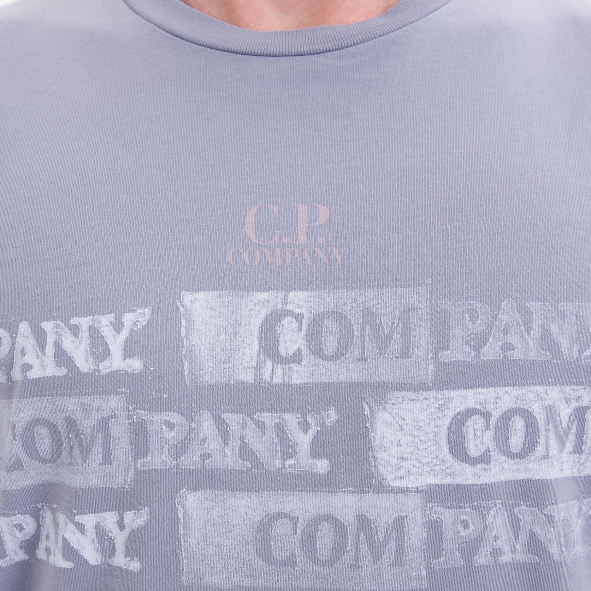 Футболка C.P. Company сиреневая