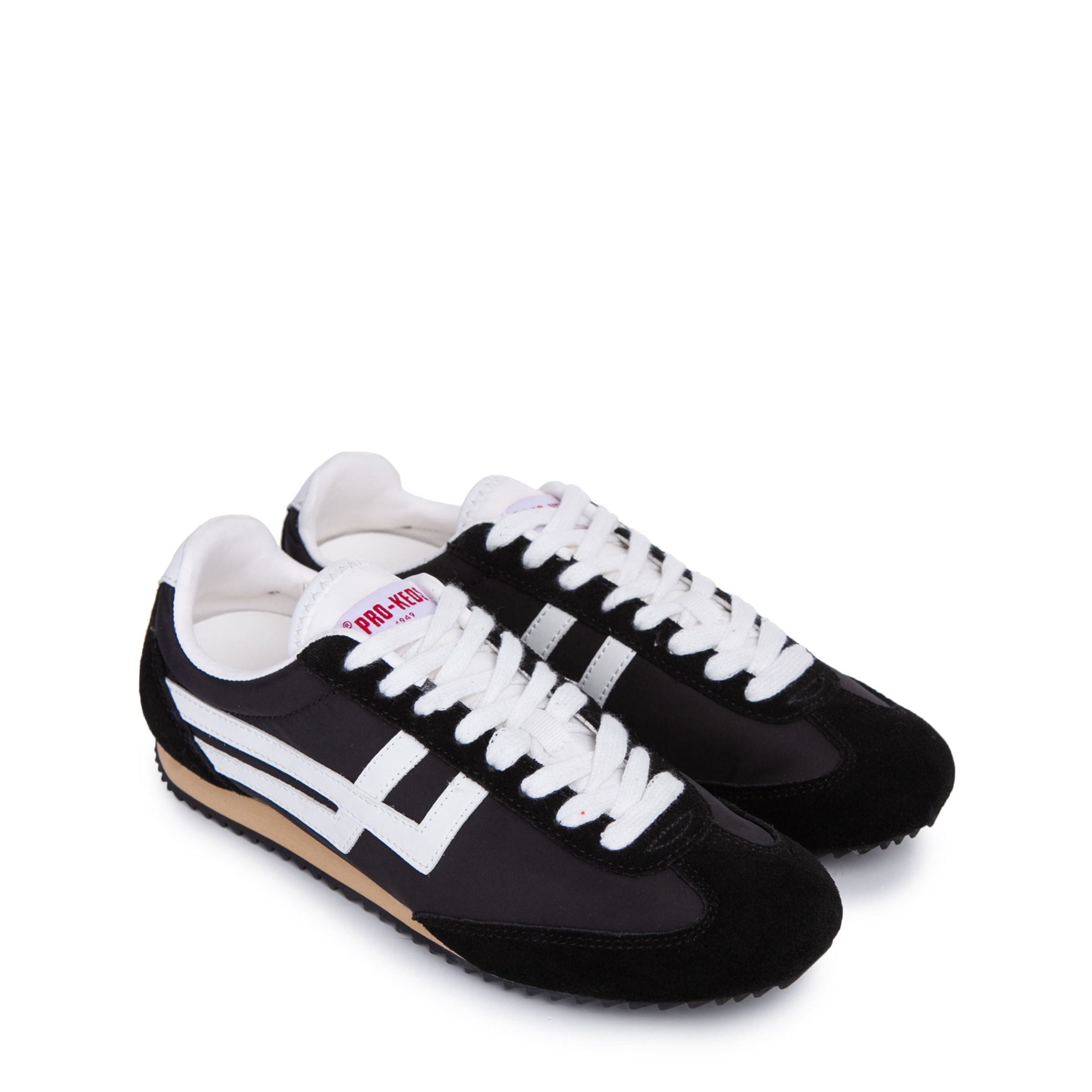 Кроссовки женские