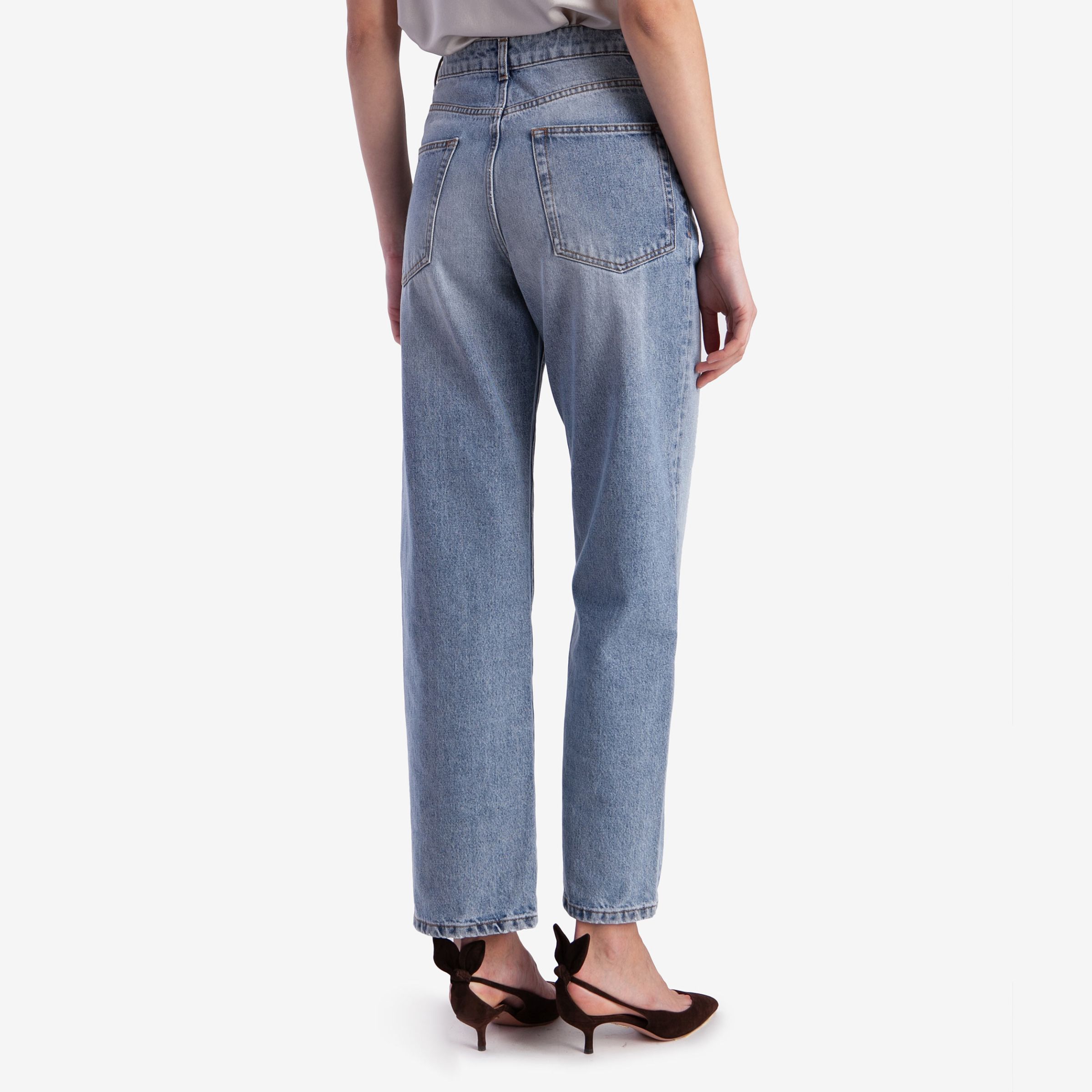 Джинси жіночі 