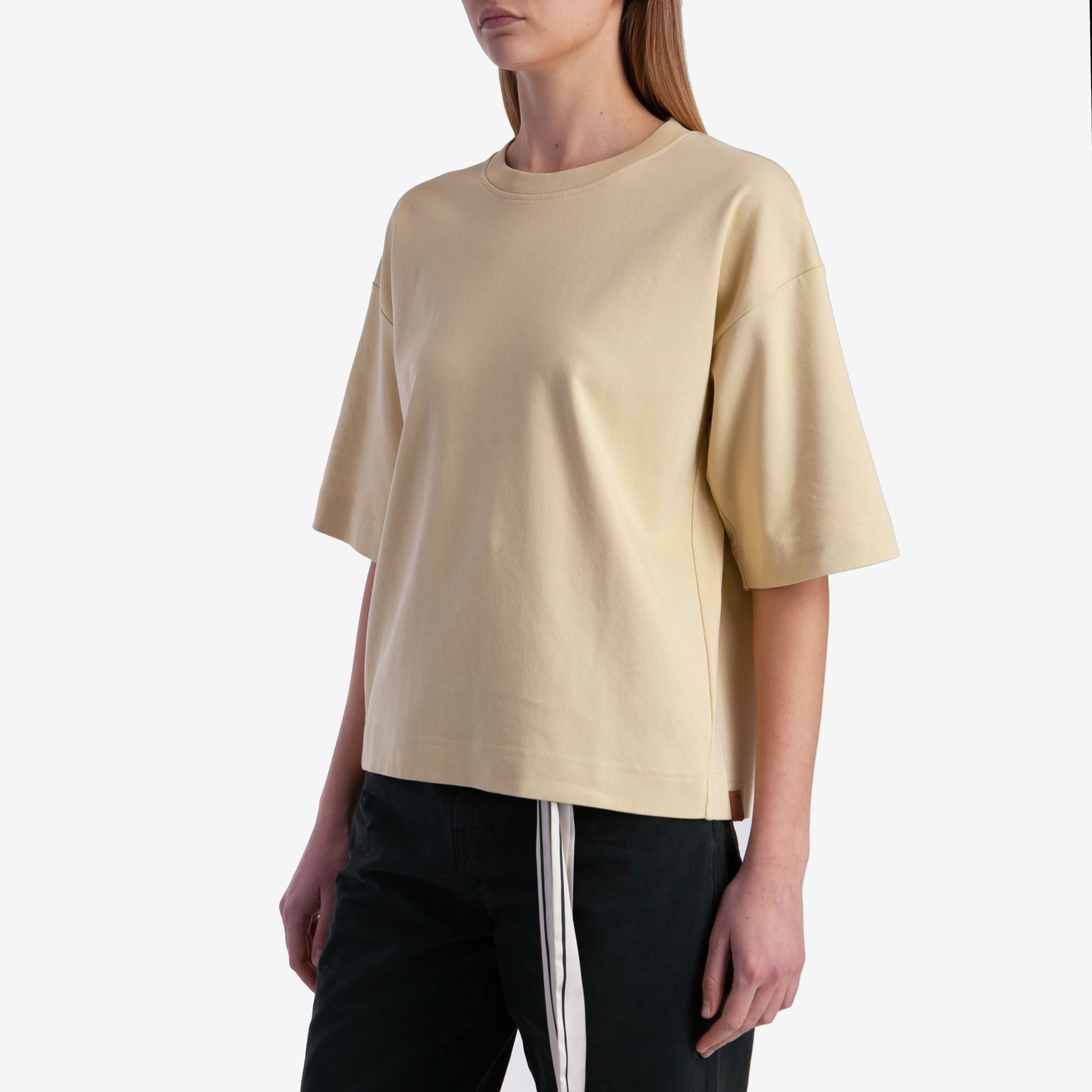 Футболка жіноча