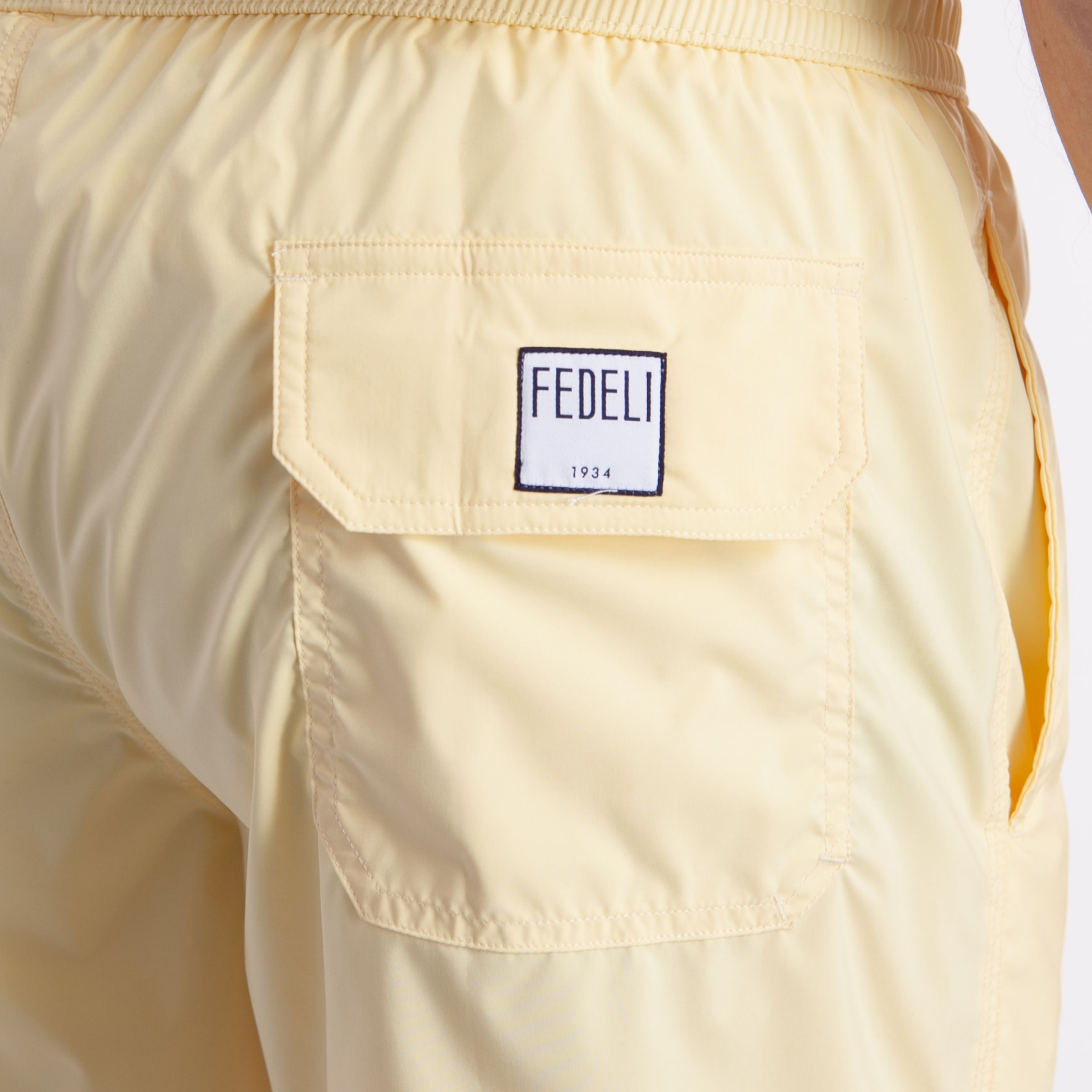 Шорты-плавки мужские