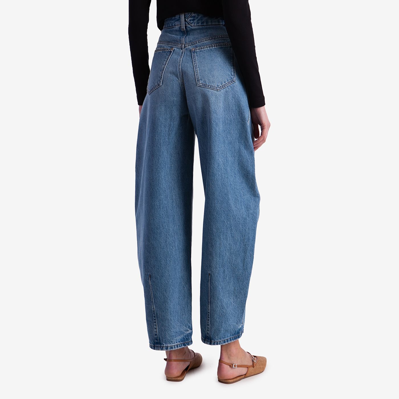 Джинсы женские 