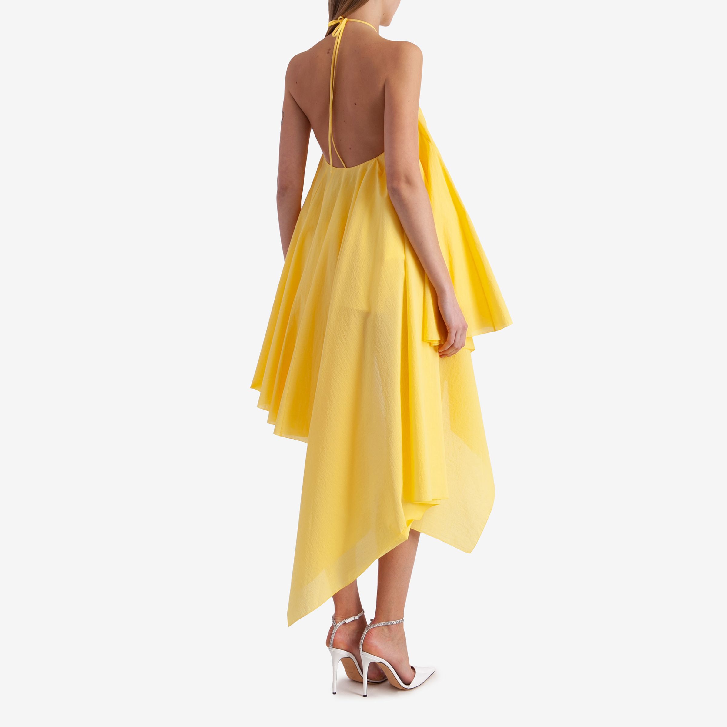 Асимметричное платье-трапеция