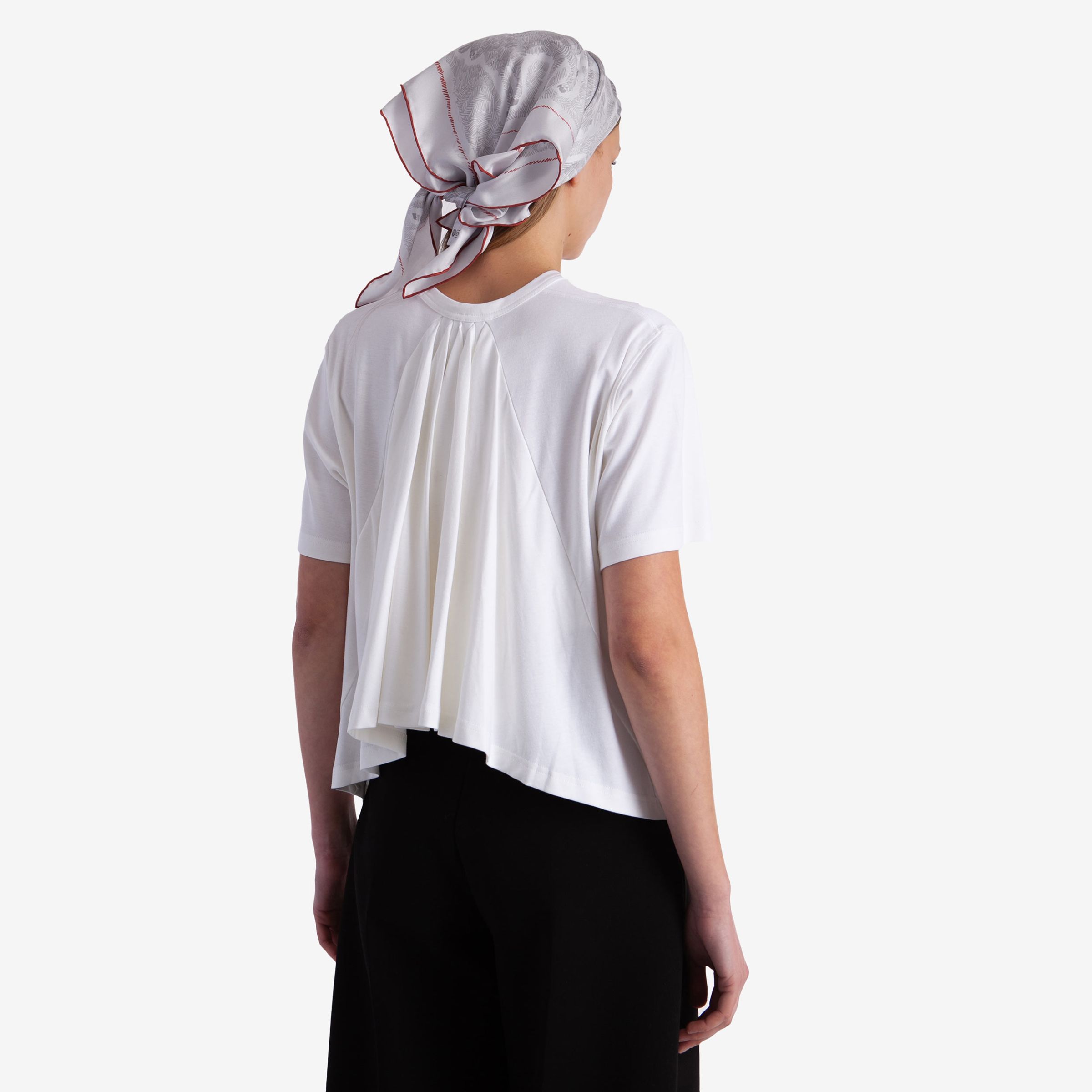 Футболка жіноча 