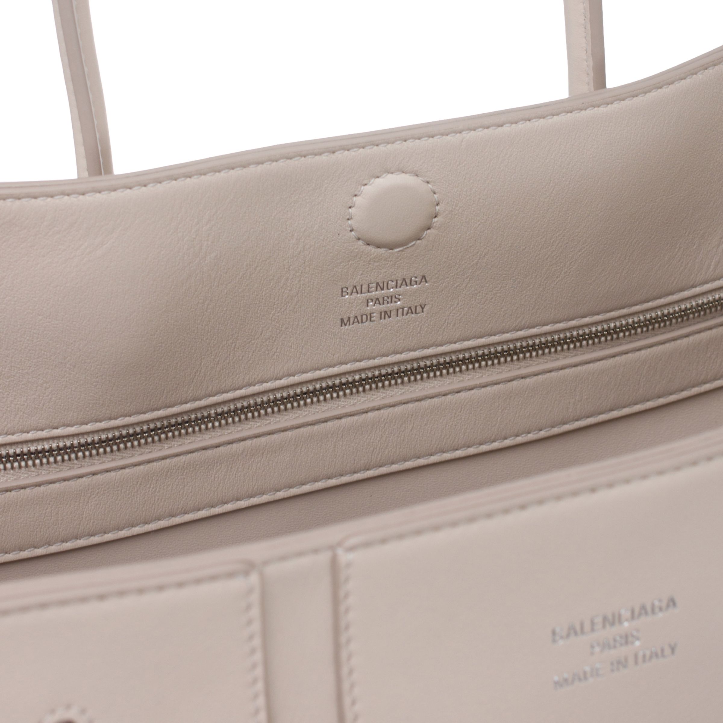 Сумка Balenciaga Hampton Carry All Bag бежевая