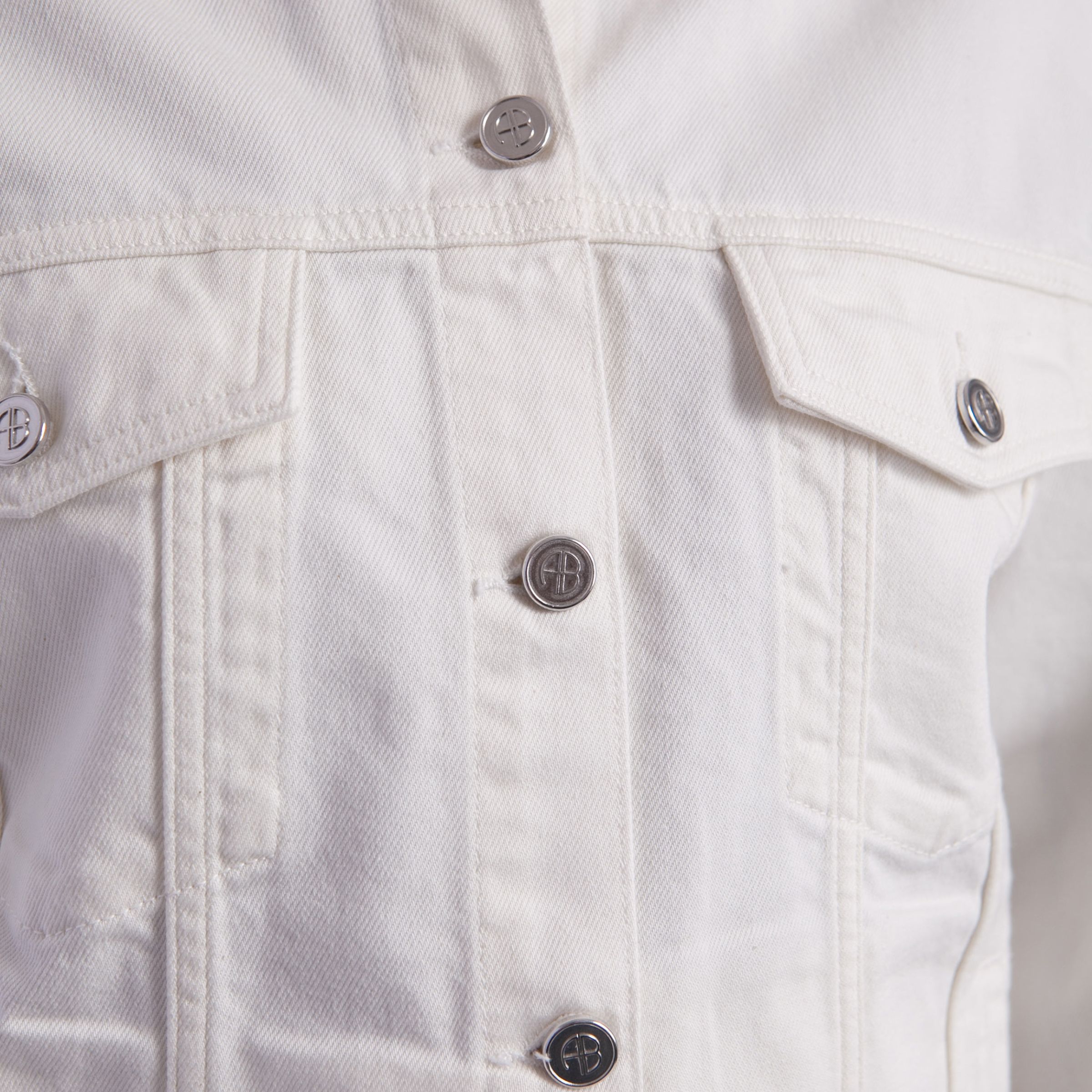 Куртка джинсова жіноча