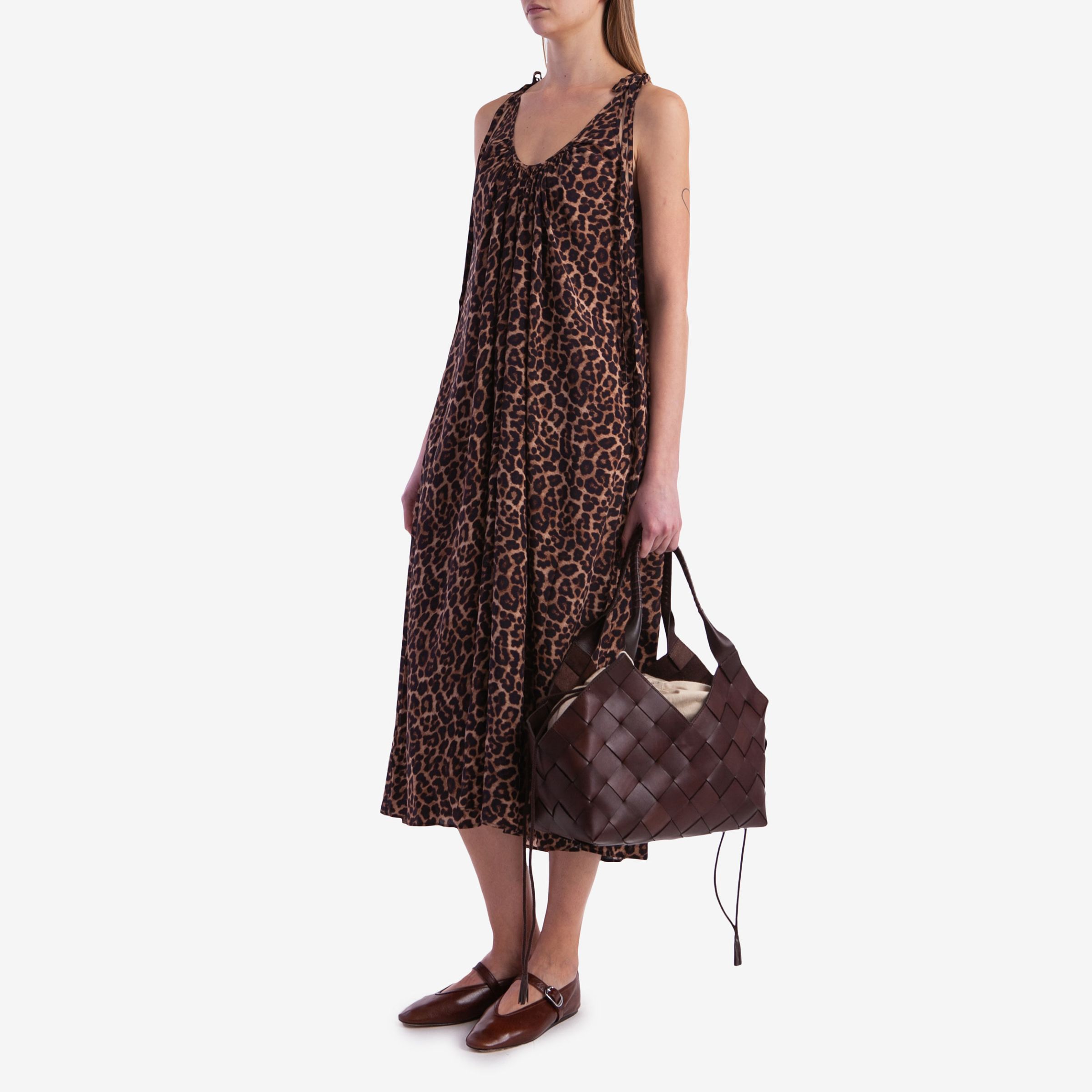 Сукня жіноча