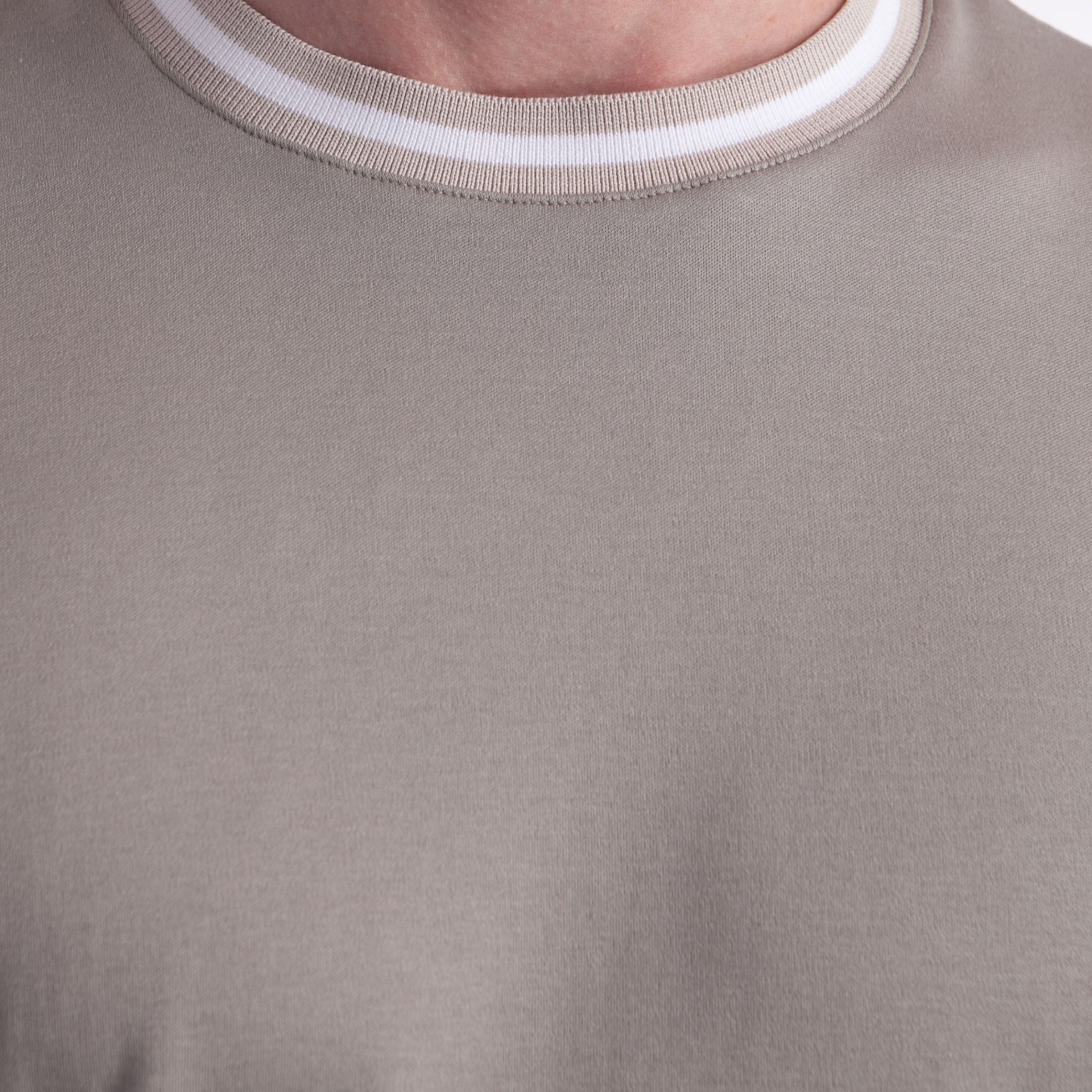 Футболка чоловіча 