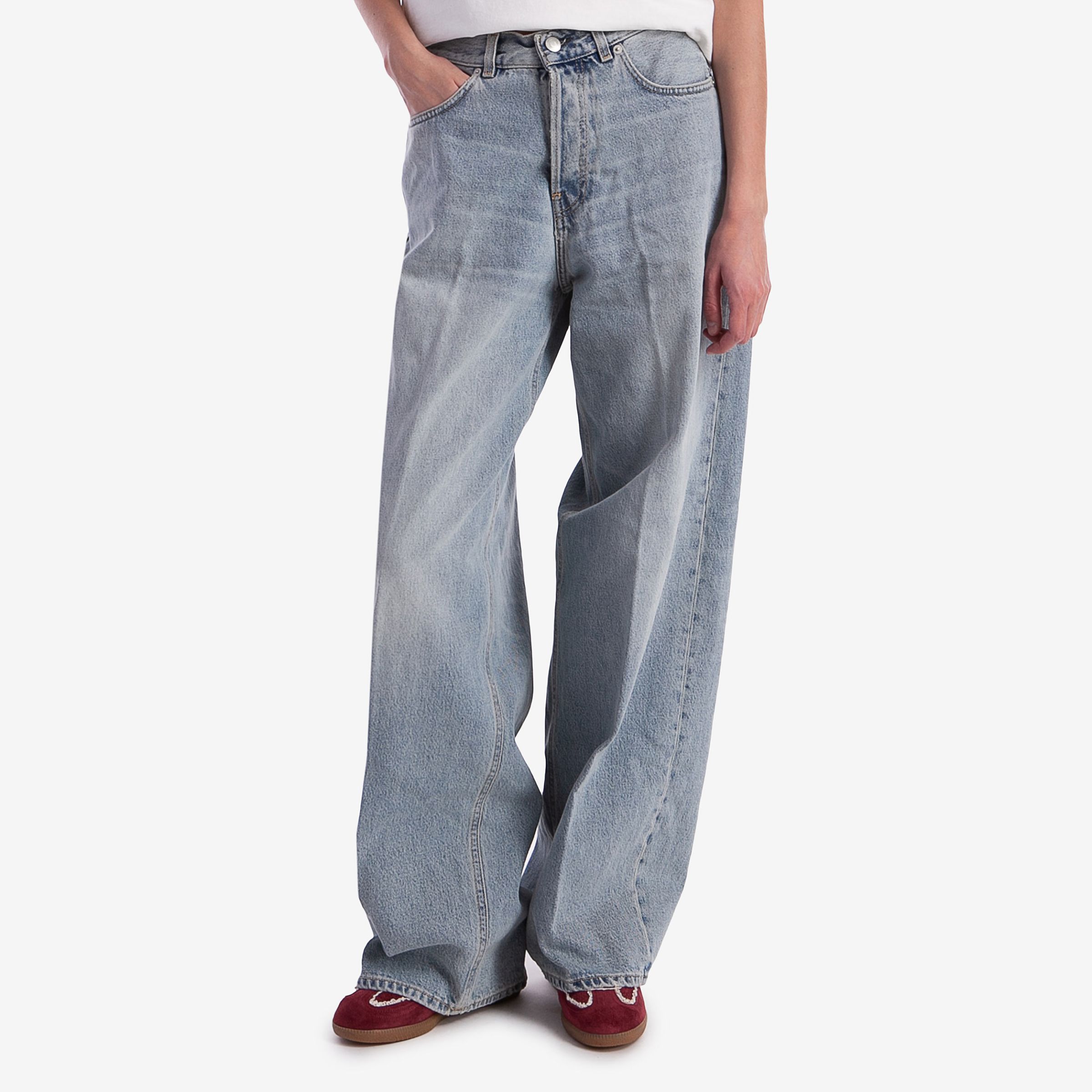 Джинсы женские 