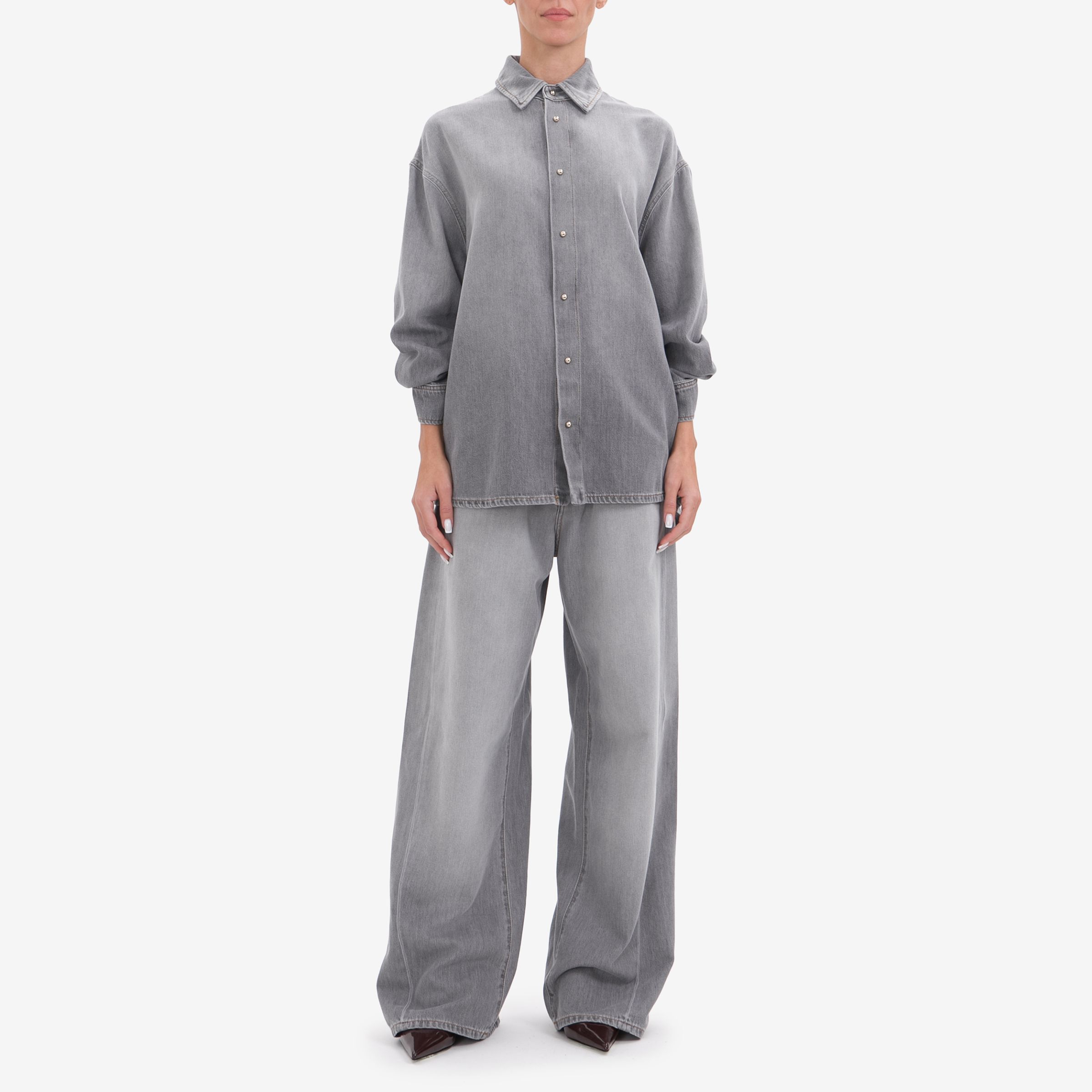 Джинсы женские  Джинсы женские