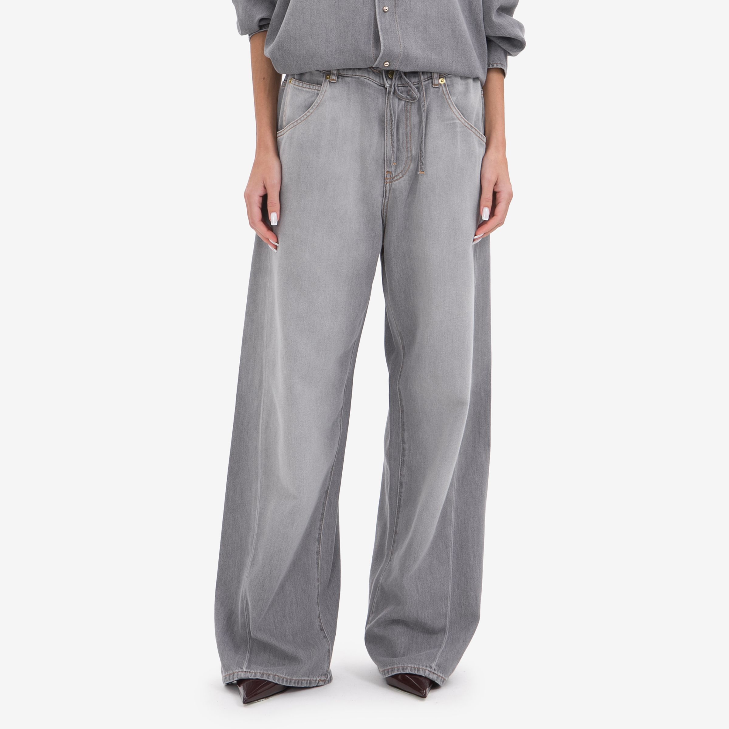 Джинсы женские  Джинсы женские