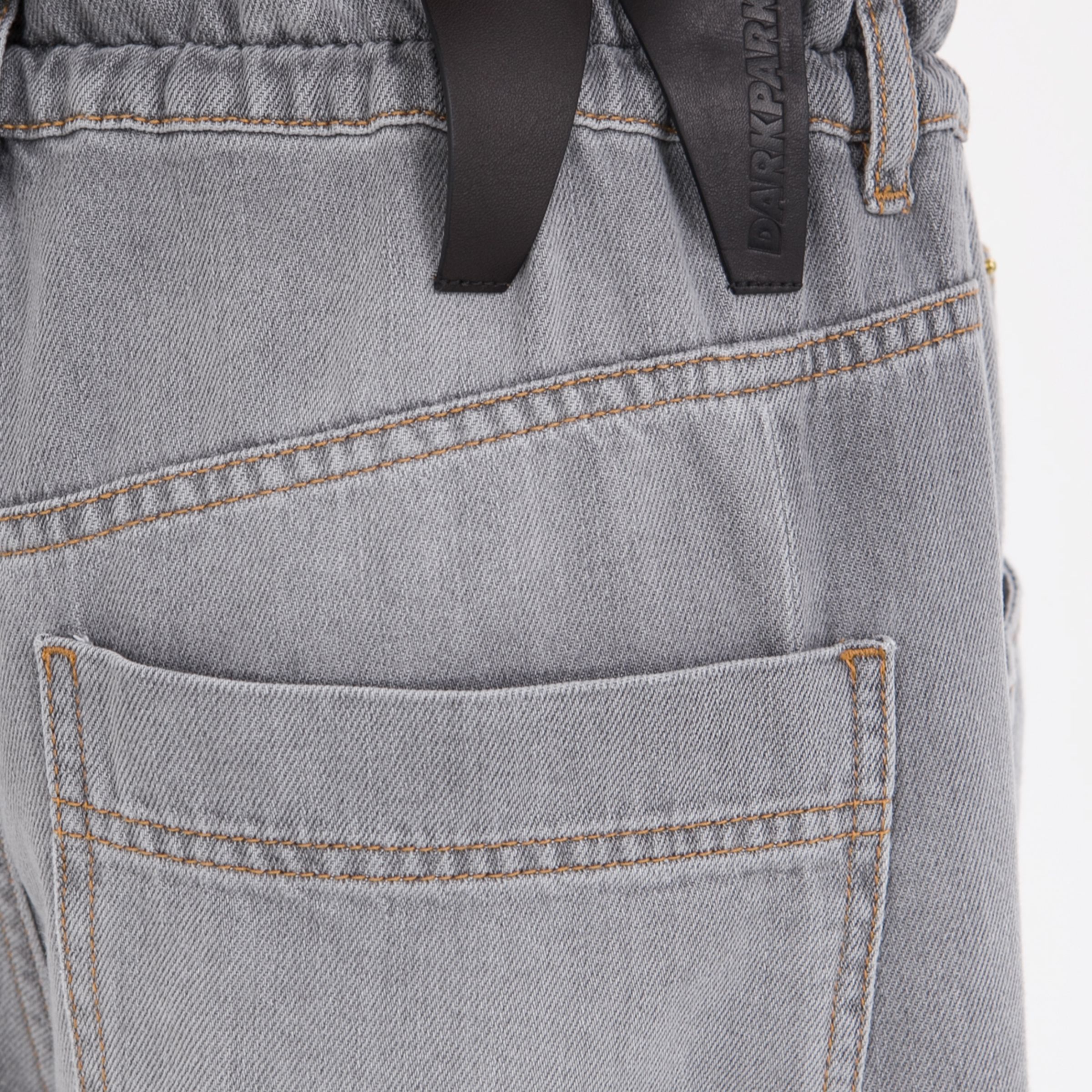 Джинсы женские  Джинсы женские