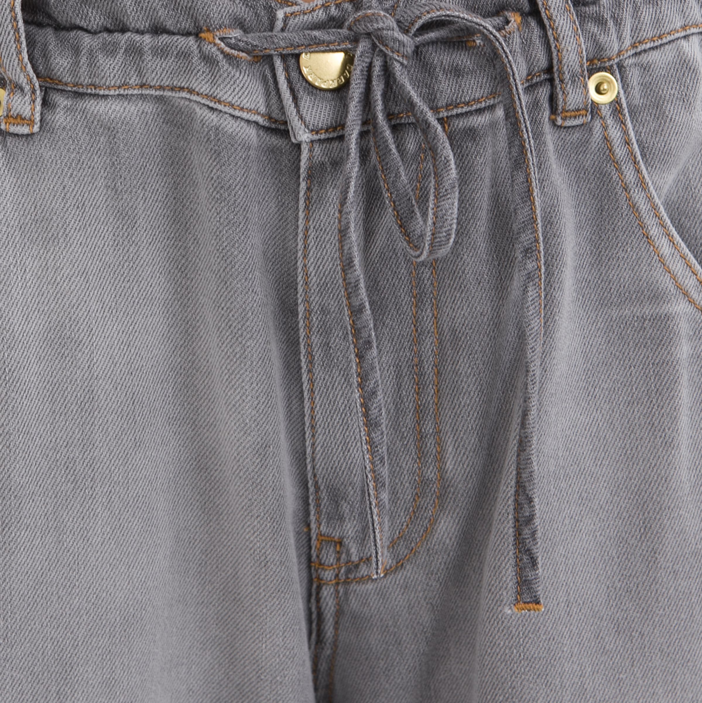 Джинсы женские  Джинсы женские