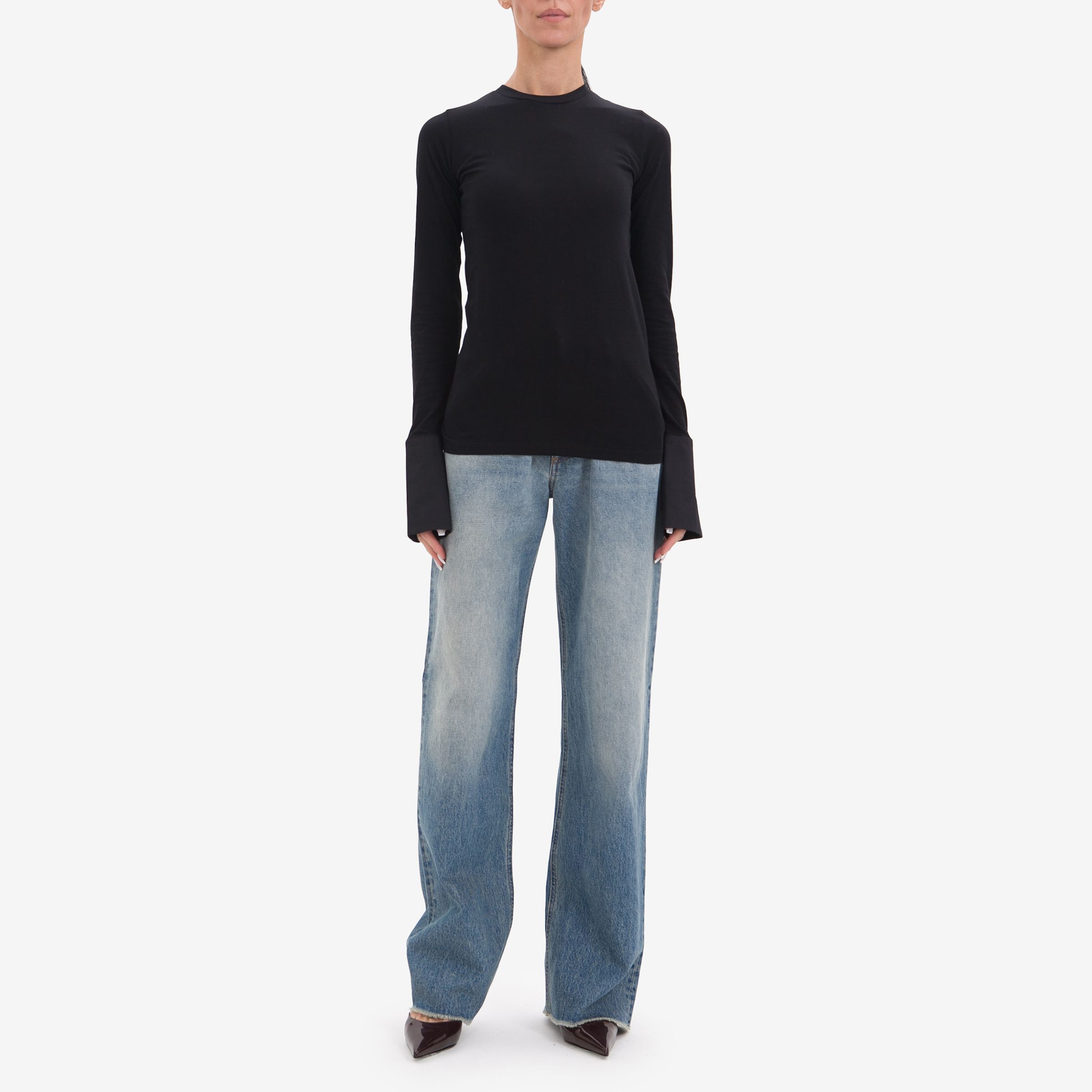 Джинсы женские  Джинсы женские