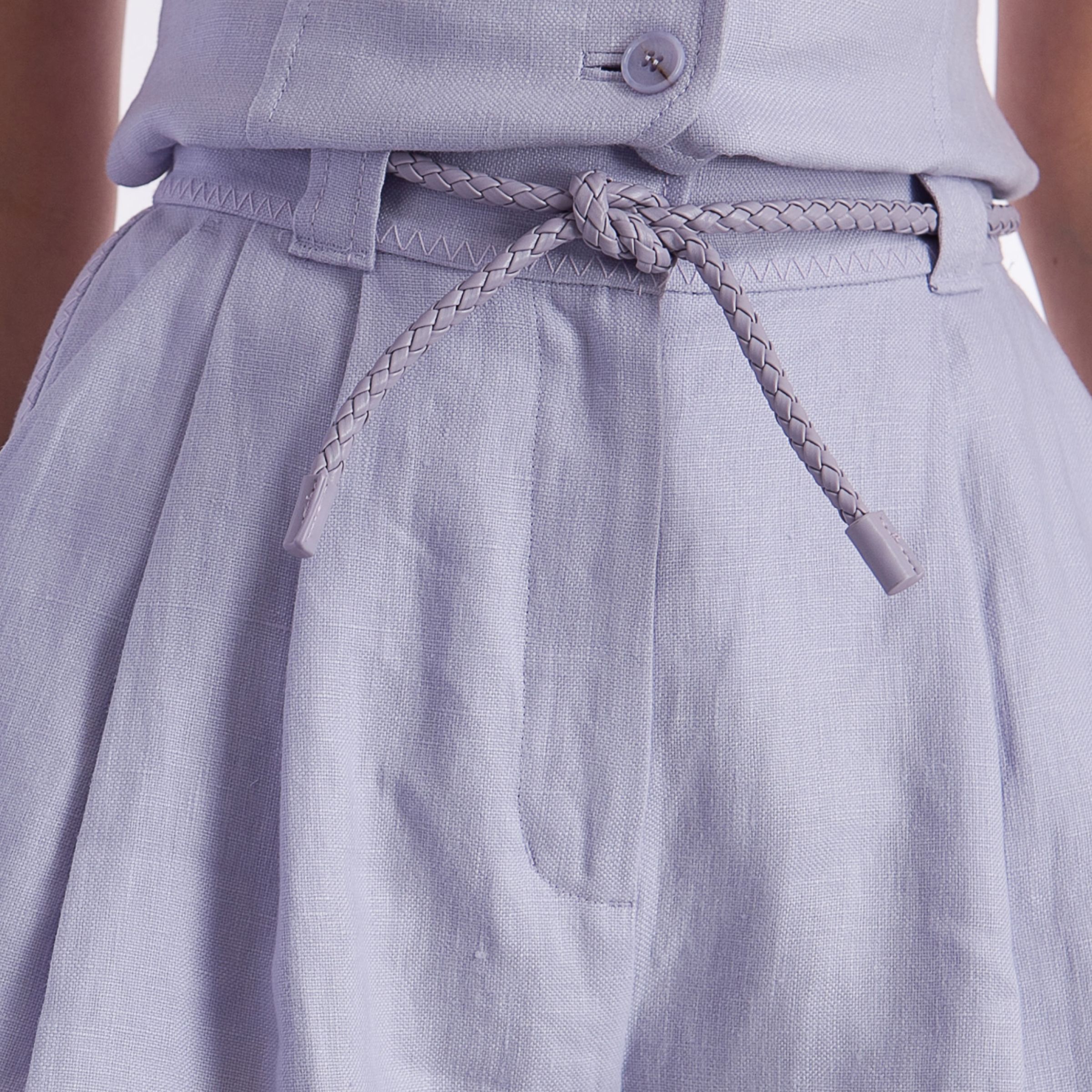 Шорты женские