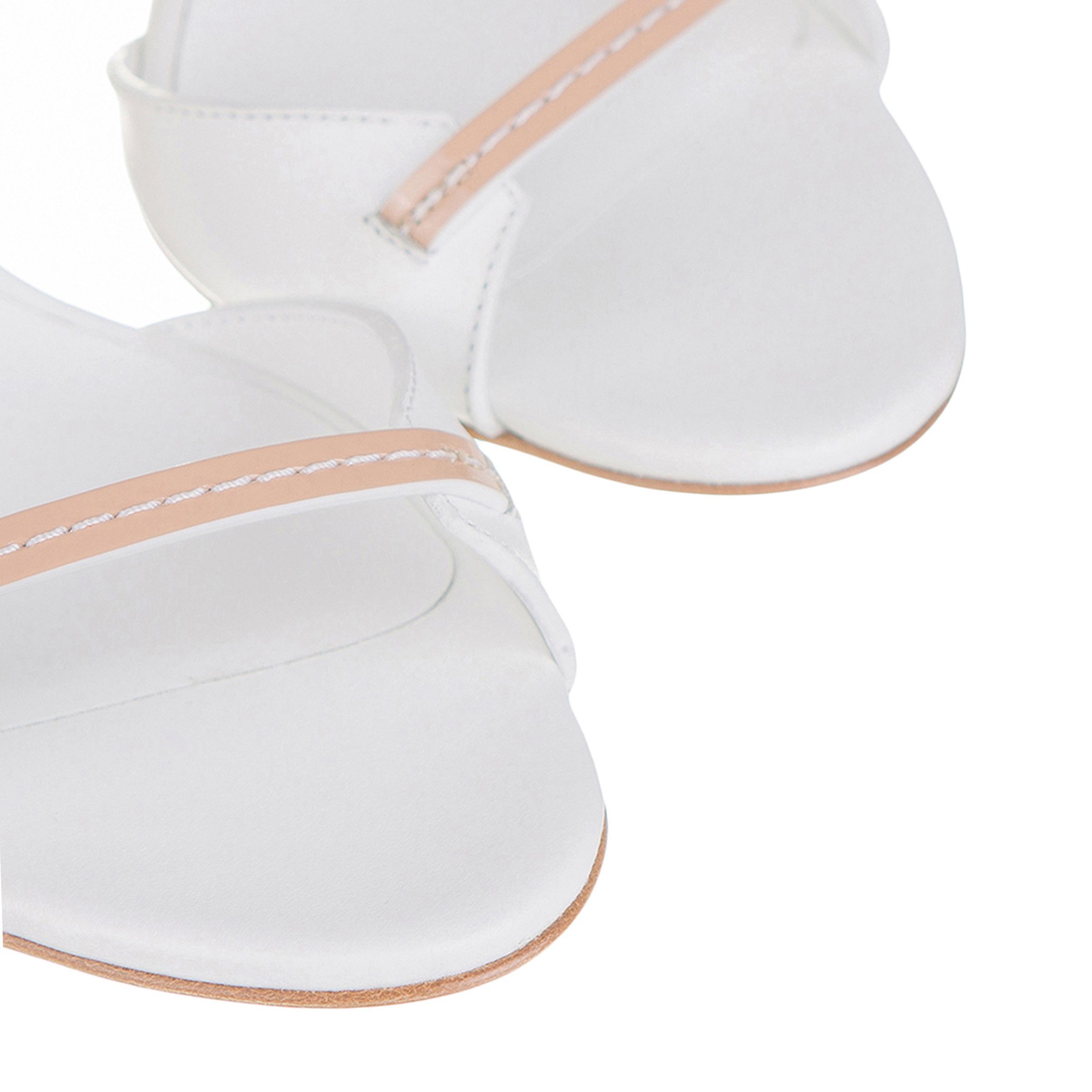 Босоножки Casadei белые