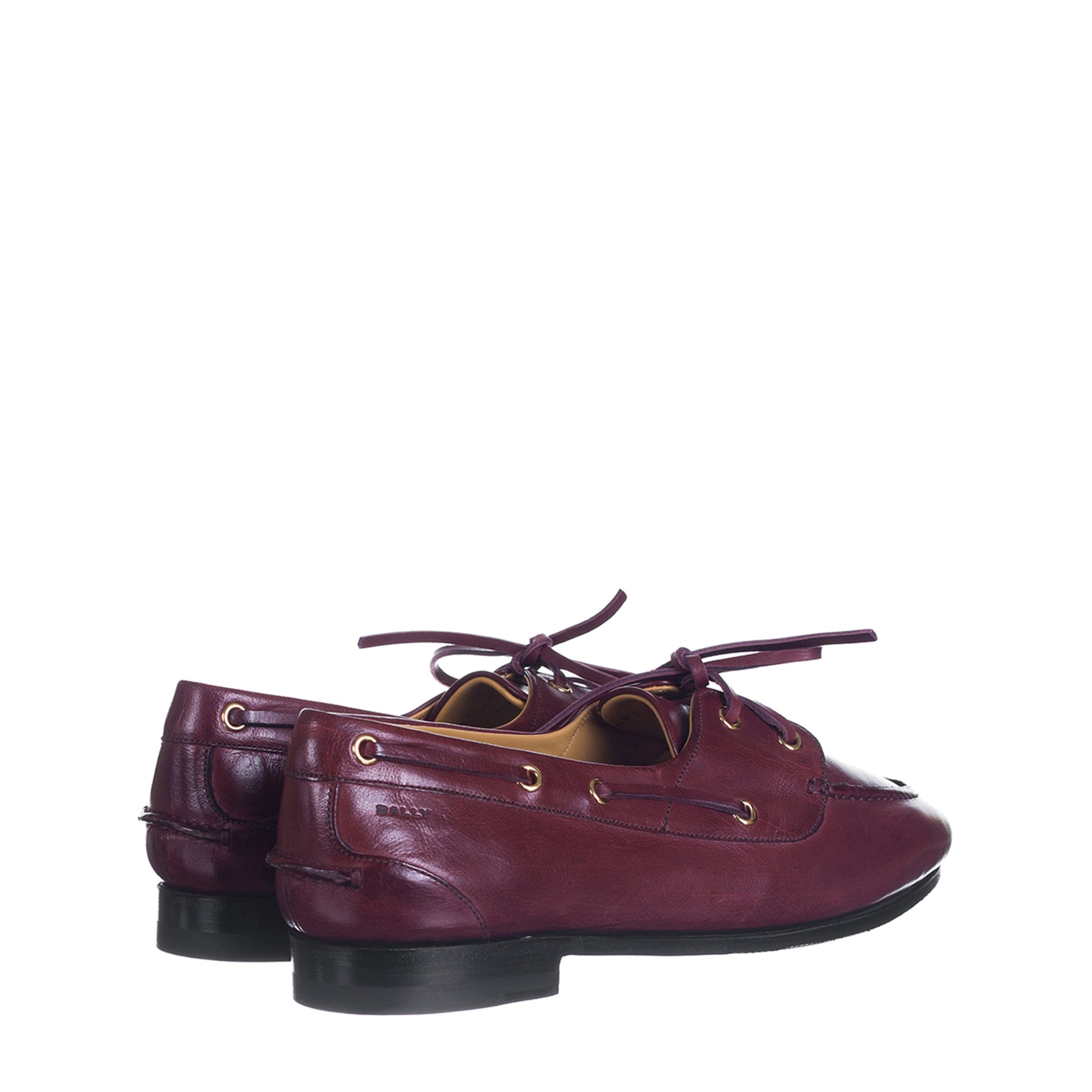 Лоферы женские