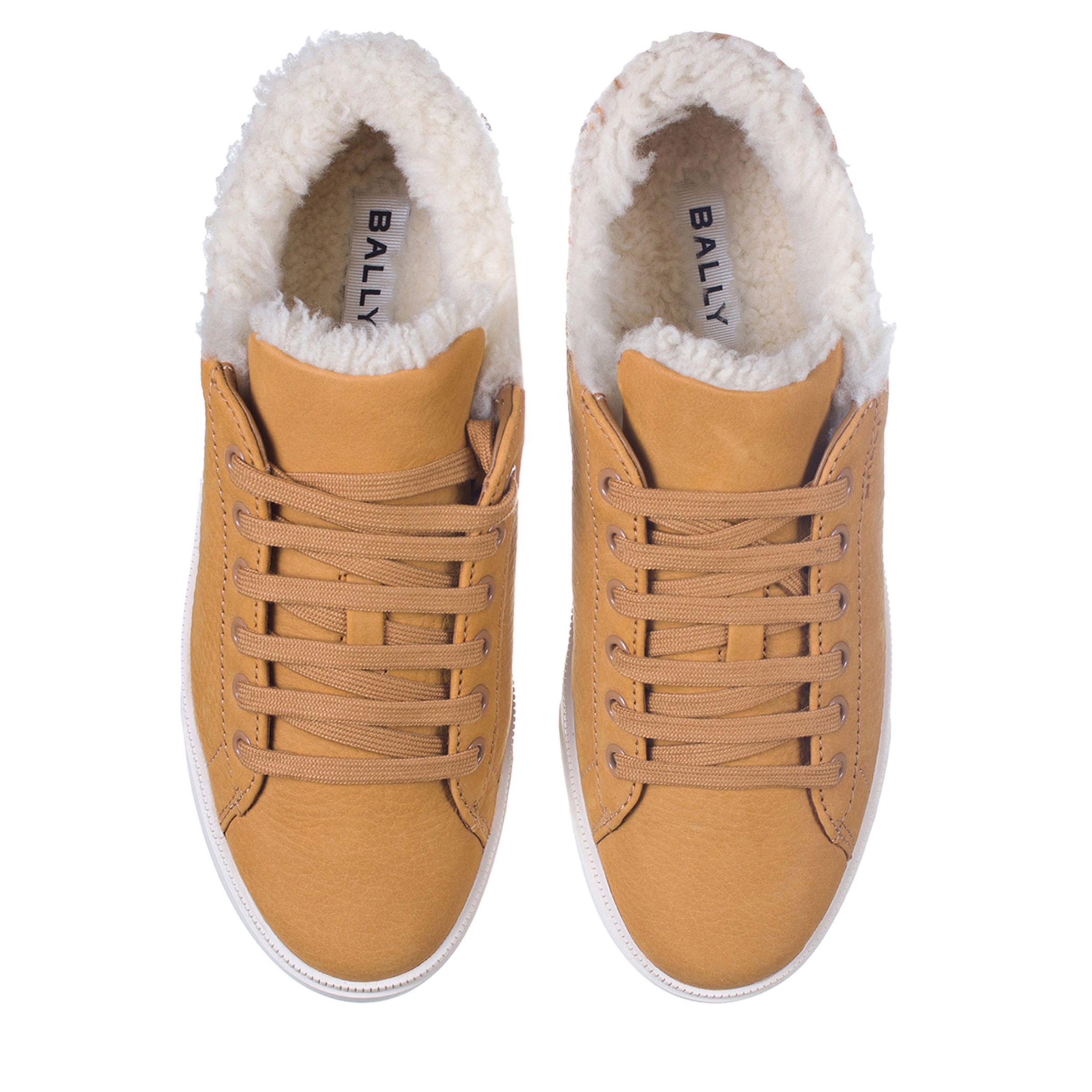 Кросівки жіночі на хутрі