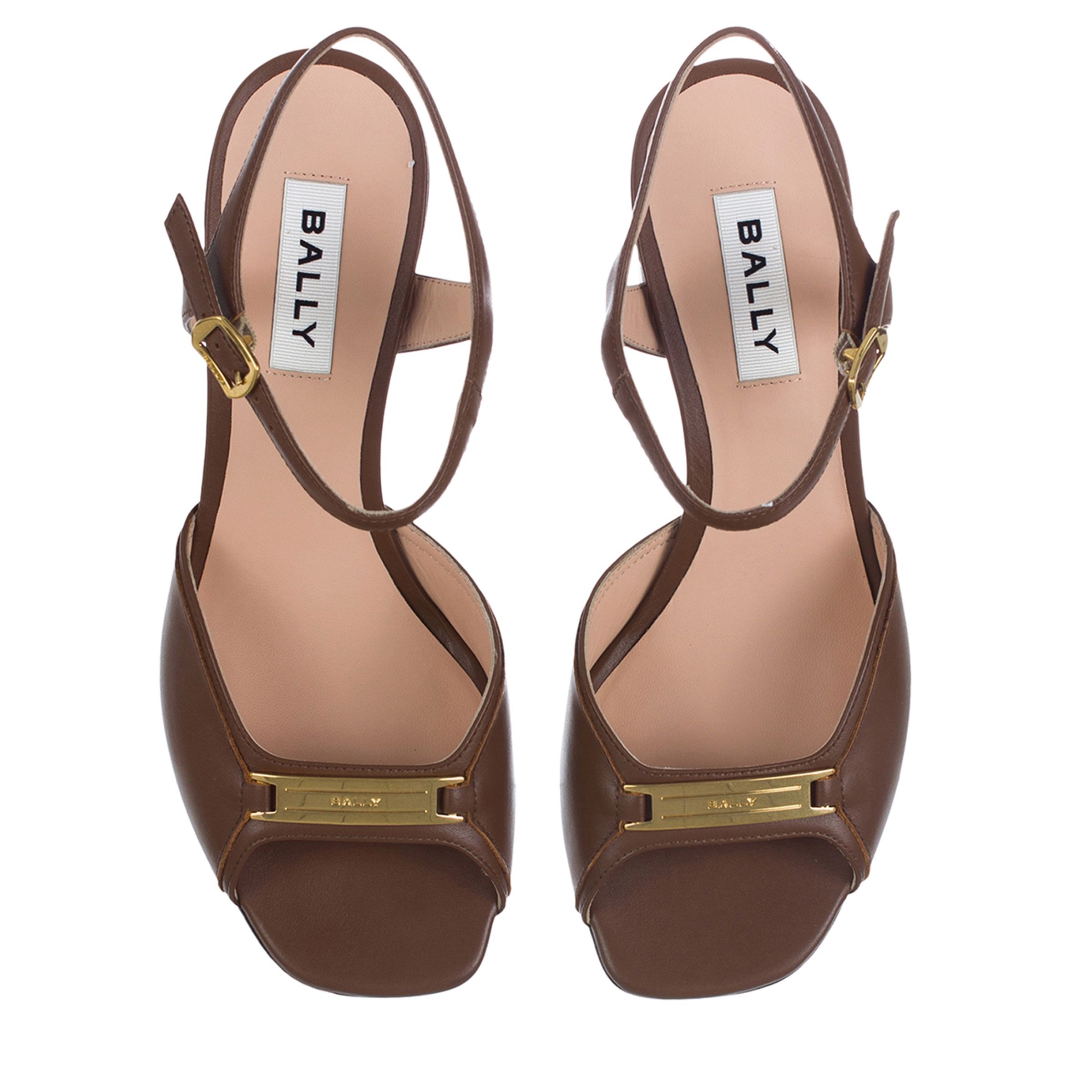 Босоножки женские