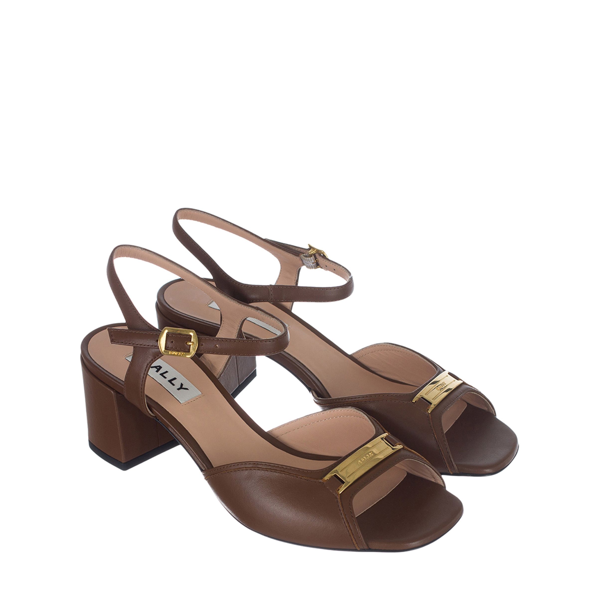 Босоножки женские